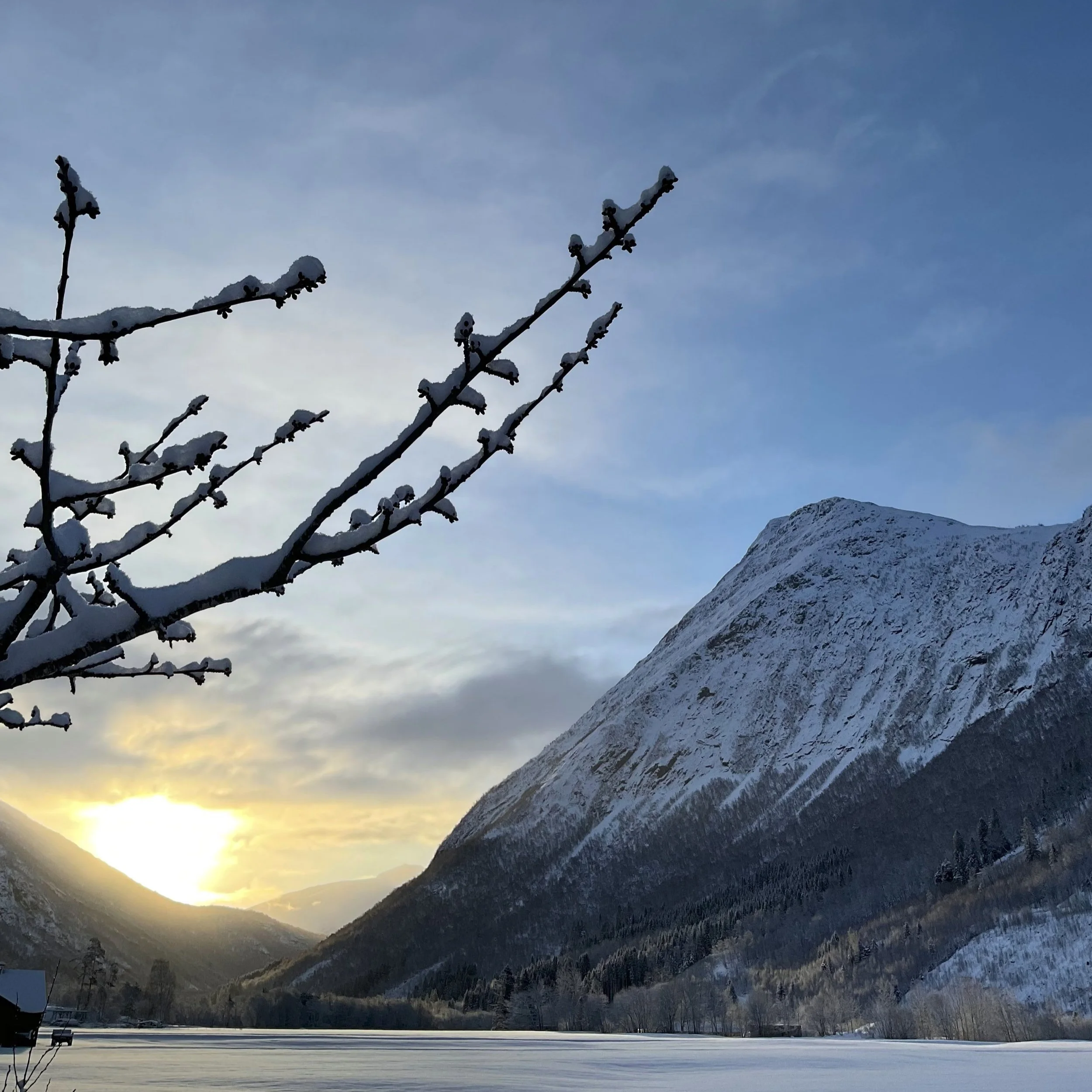 Art at the Edge of Light: Sunnmøre’s Fjords &amp; Human Rhythms