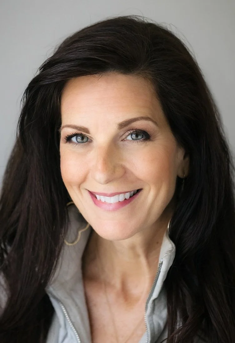 About Me — Lisa Cooper Marshall