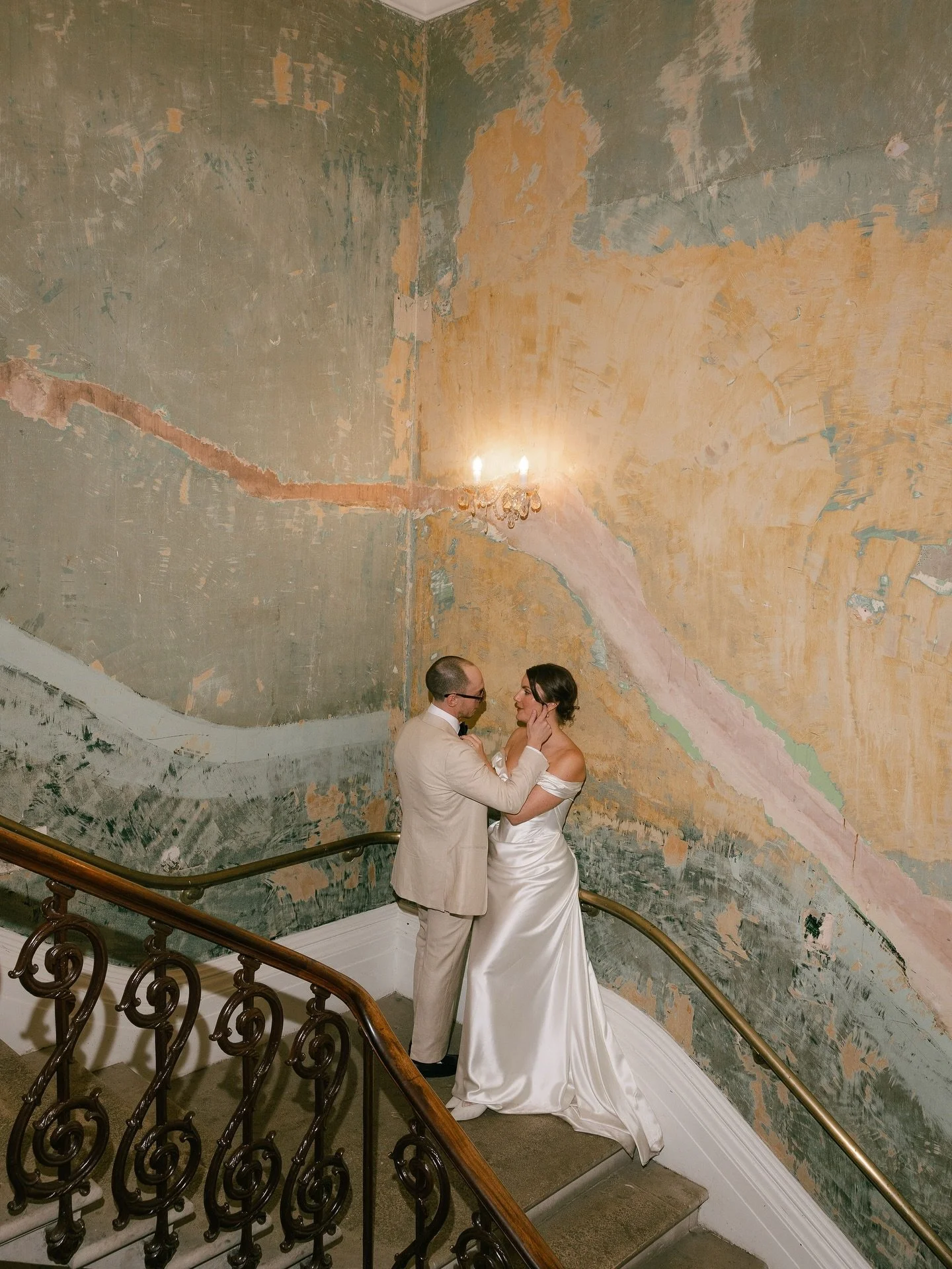 Emma &amp; Ollie, and their gorgeous London wedding, September 2025. 💒

Venues - @thenomadhotel @hackneywicktownhall @old_sessions_house 
Dress - @viviennewestwood @brownsbride 
Makeup - @keeleywilsonmakeup 
Hair - @hershesons 
Catering - @letticeev