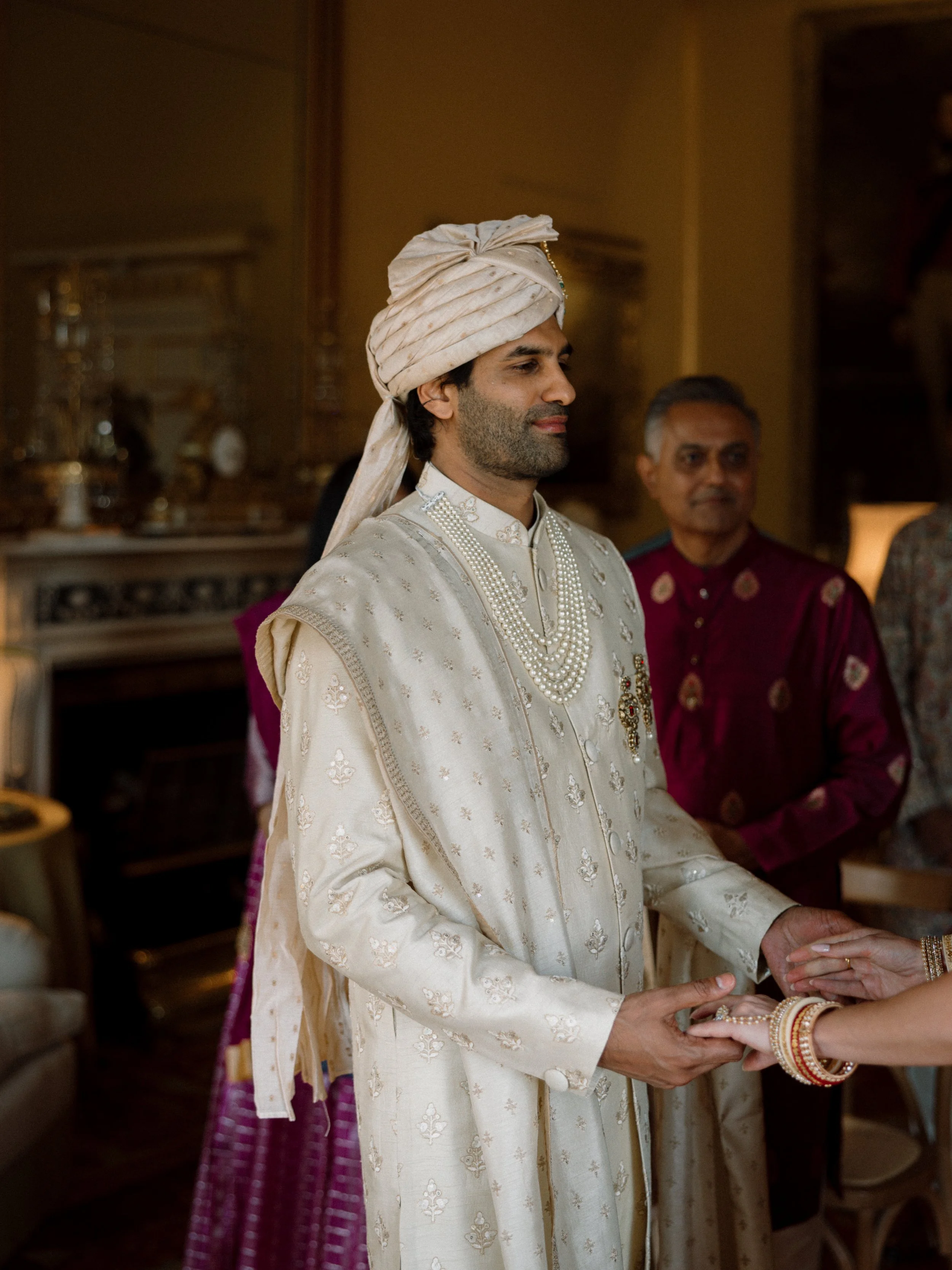 Milaap & Ria - credit- Claire Menary-0037.jpg