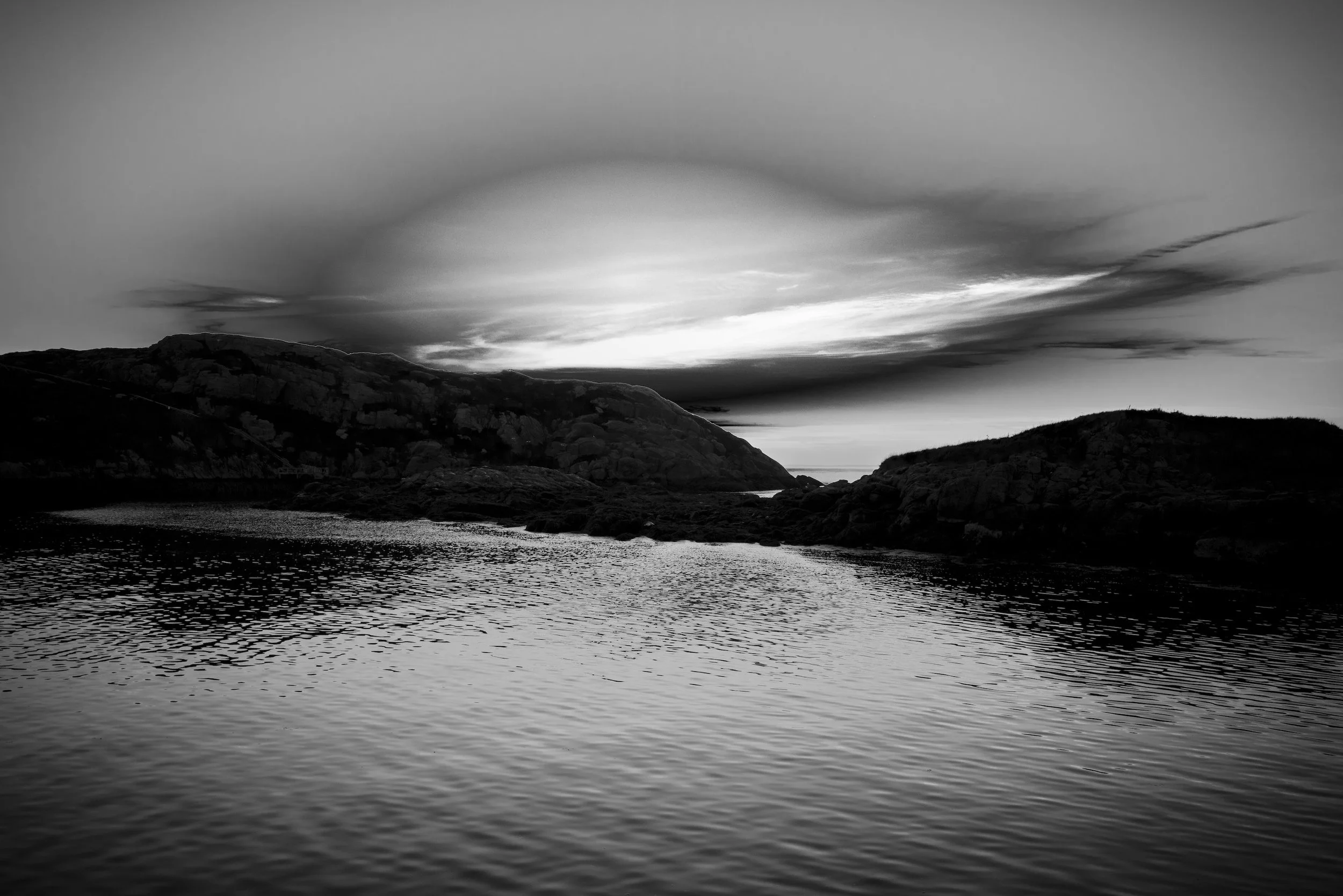 monhegan harbor_1 copy.jpg
