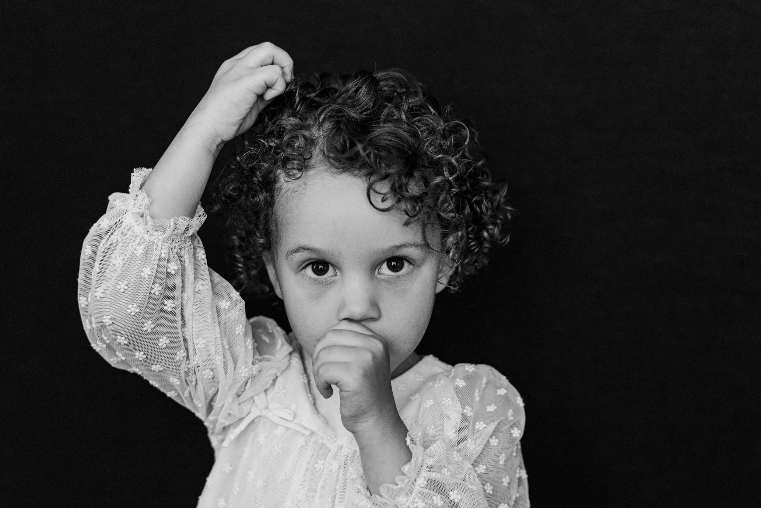 Kelly Nicole Creative-B&W_007.jpg