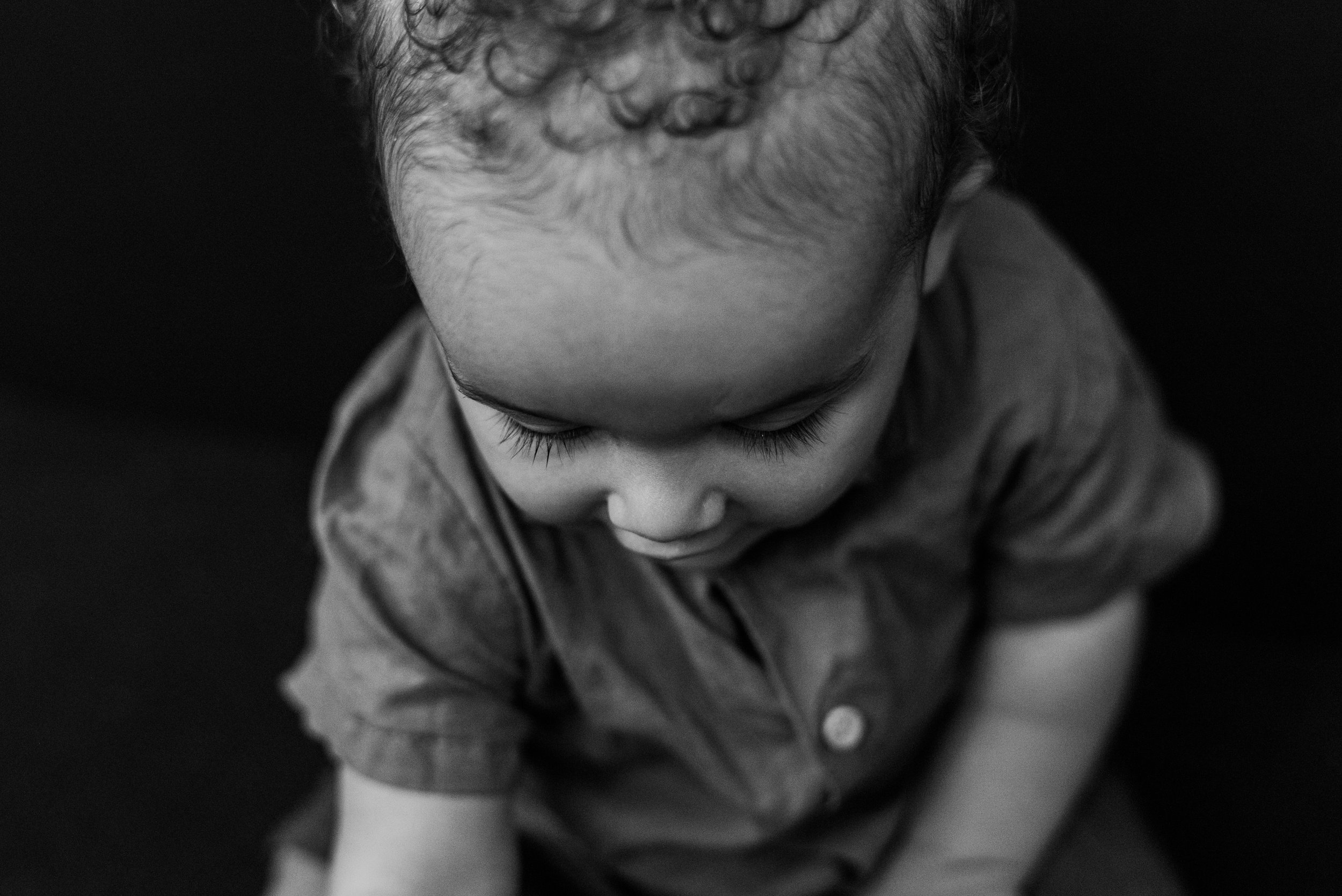Kelly Nicole Creative-B&W_003.jpg
