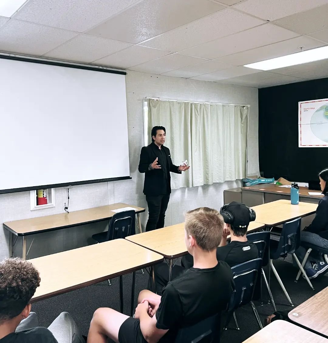 Teaching the next generation. Thank you @fnmspanthers for the time to give insight and mentor the next great generation of architects. I really enjoy mentoring. My mentors taught me so much. I honestly wouldn't be where I'm at today in my career with