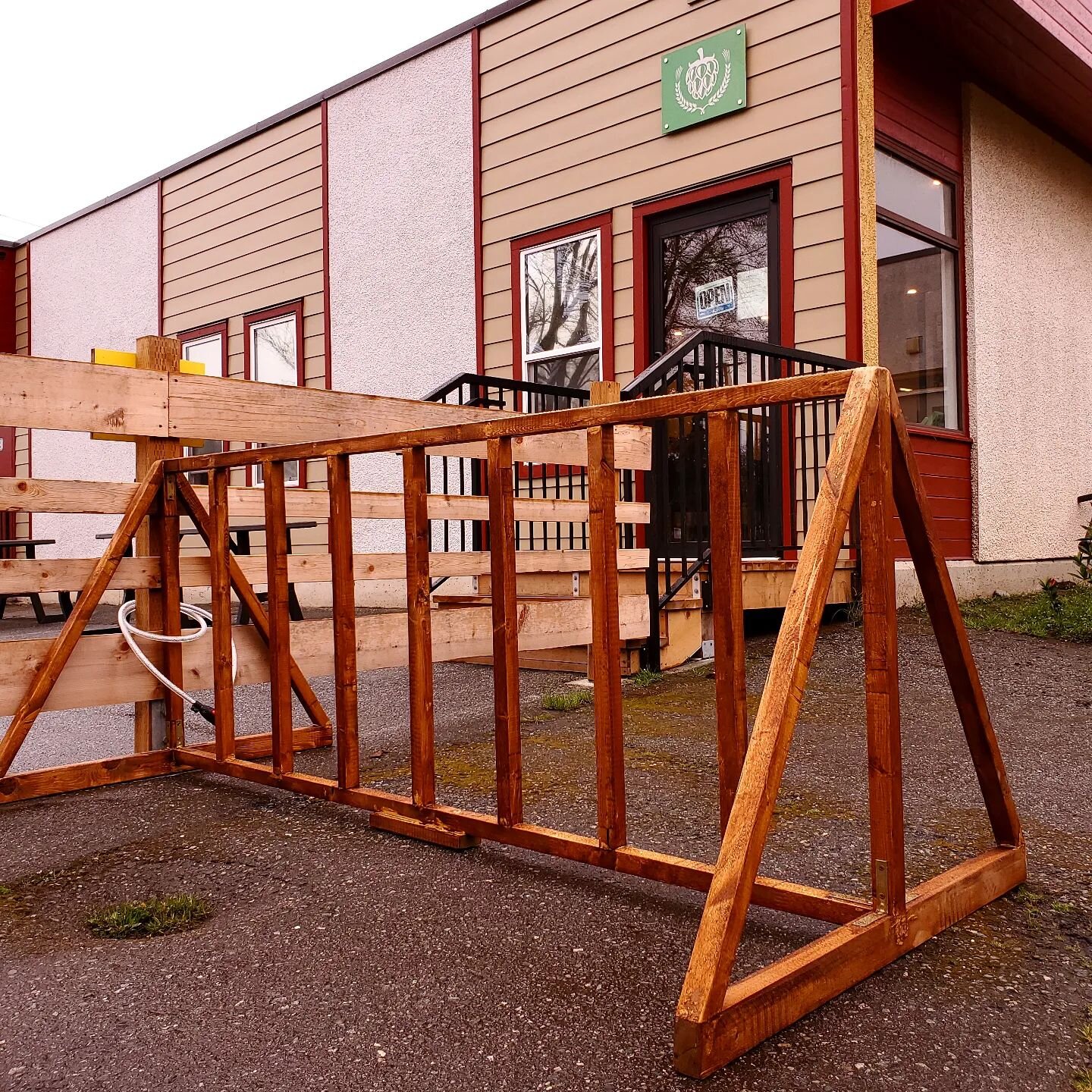 Happy Earth Day Metchosin! 🌎 
A local craftsman made us a pretty rad bicycle rack. We love it! Hope the riders like it. 👍 

Tomorrow at the school there is a repair cafe, 10am till 3pm 🛠

#bicyclerack #earthdayeveryday #rideforhealth #earthday #re