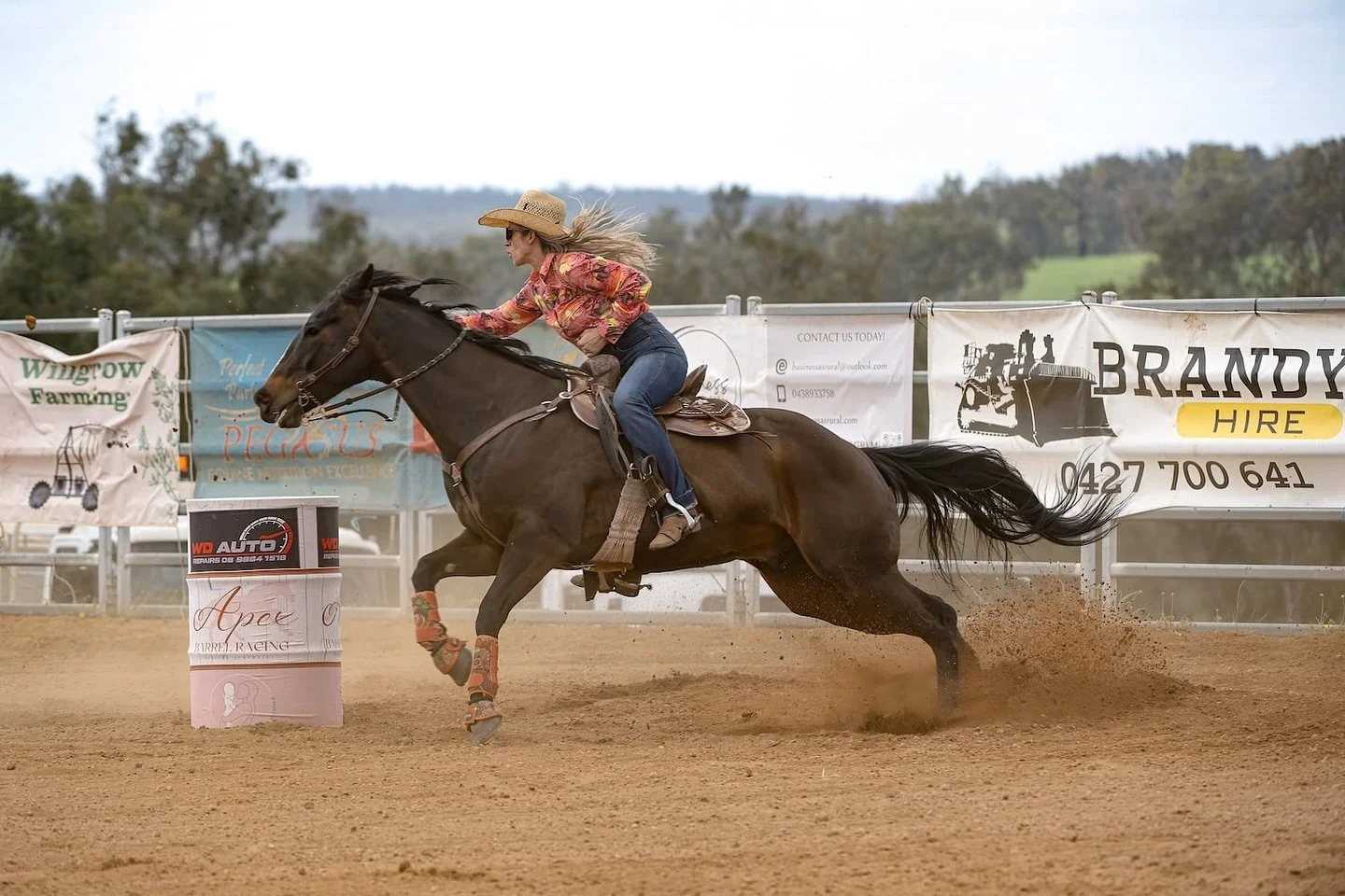@chutephotography have been busy with all images from the Coachella Spring Fling now available on their website. πͺ©πΈ
Head to their page to purchase the goods!
Feat. @ellarose.co π