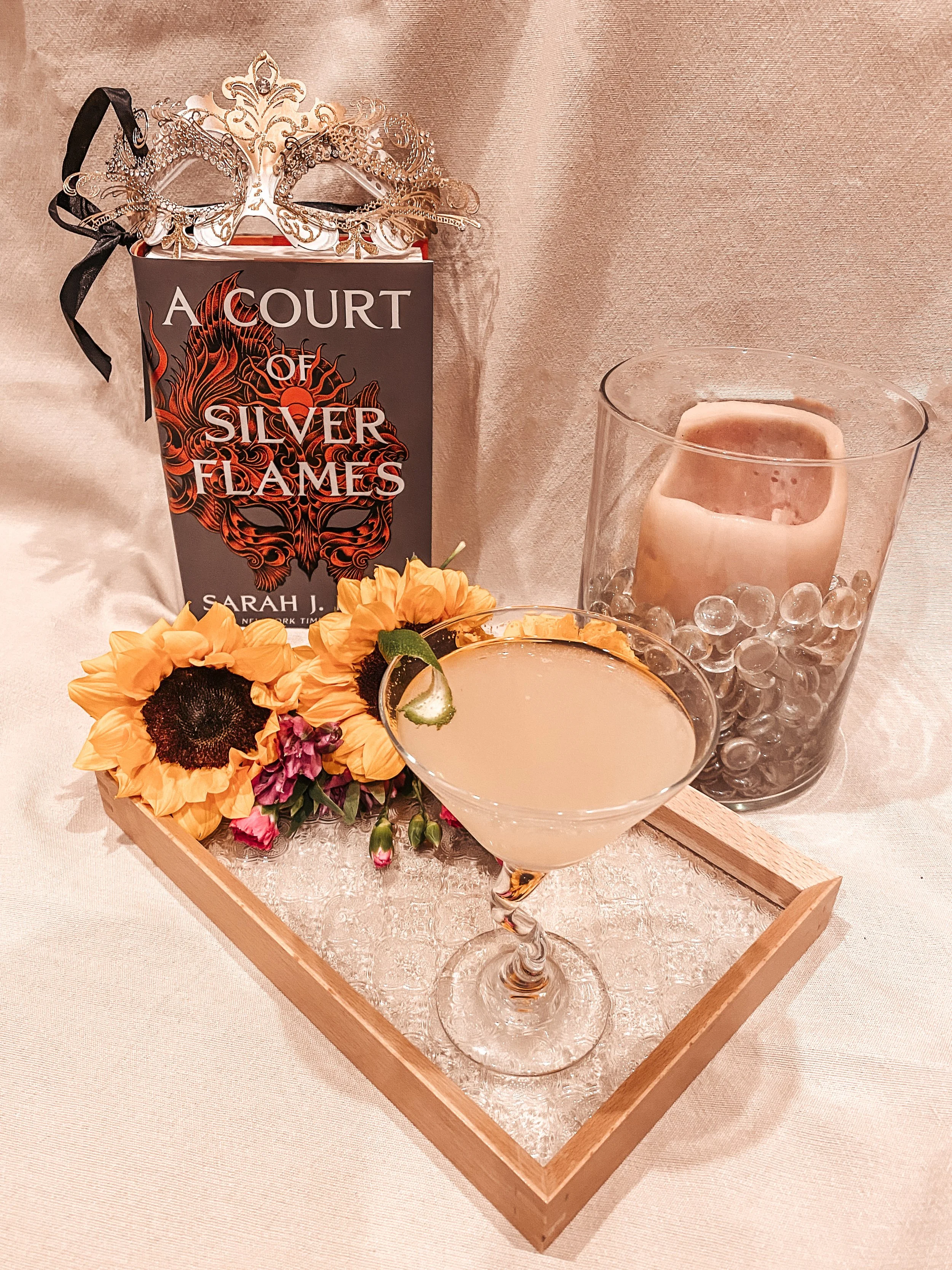 Cocktails for Characters - Gywn