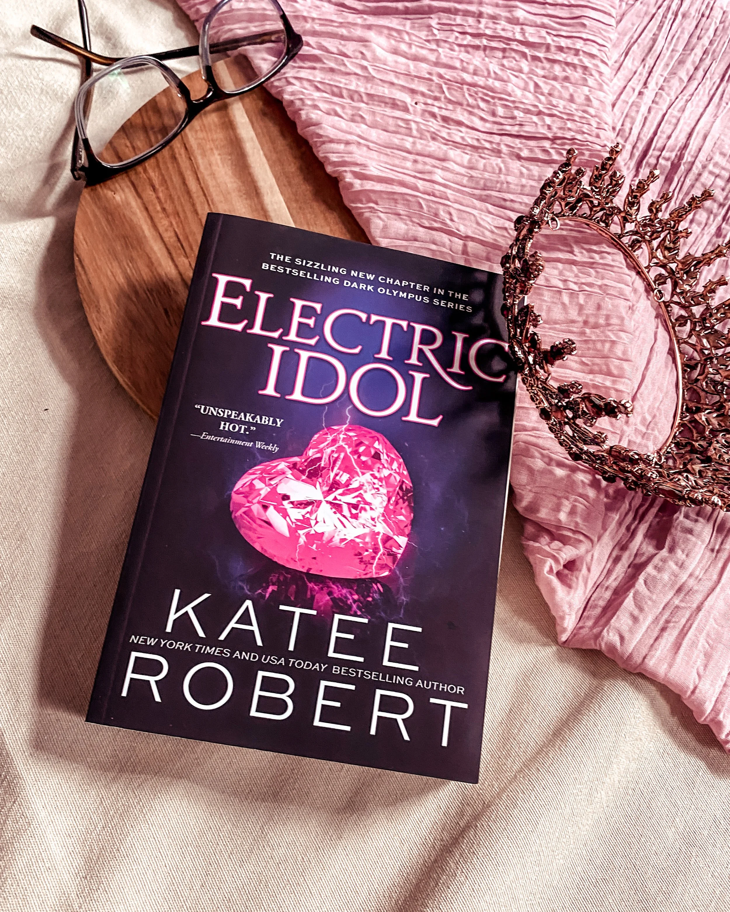 Musing Review: Electric Idols