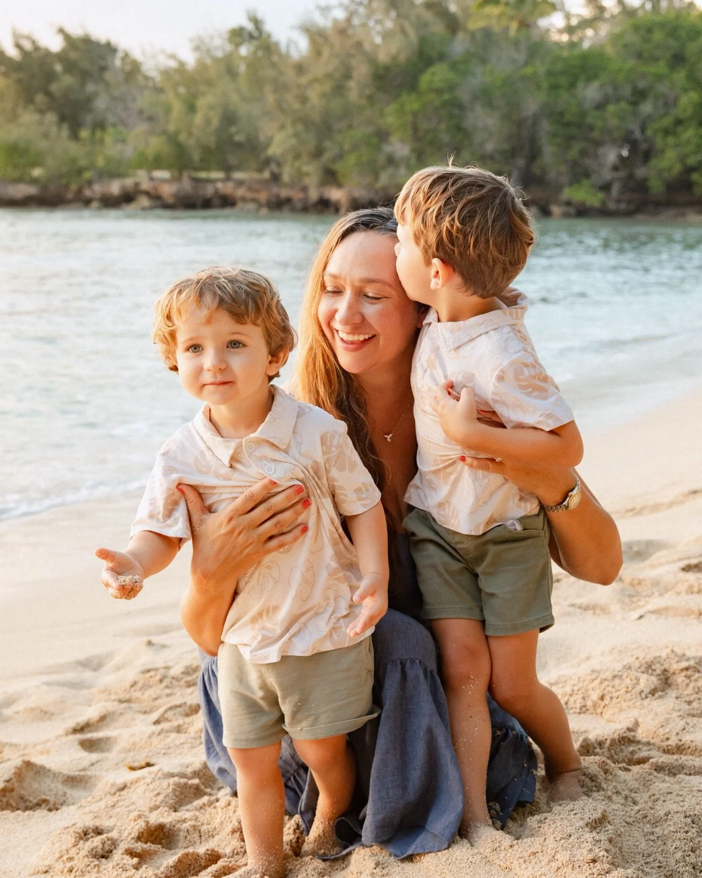 2026 has already shown me how precious time is 💛
Forgive fast. Love fully. Be present.

Stop stressing over work, money, and drama&hellip; those things don&rsquo;t last 🤏🏽⏰

Hold your people close because every moment is a gift 🎁 ✨