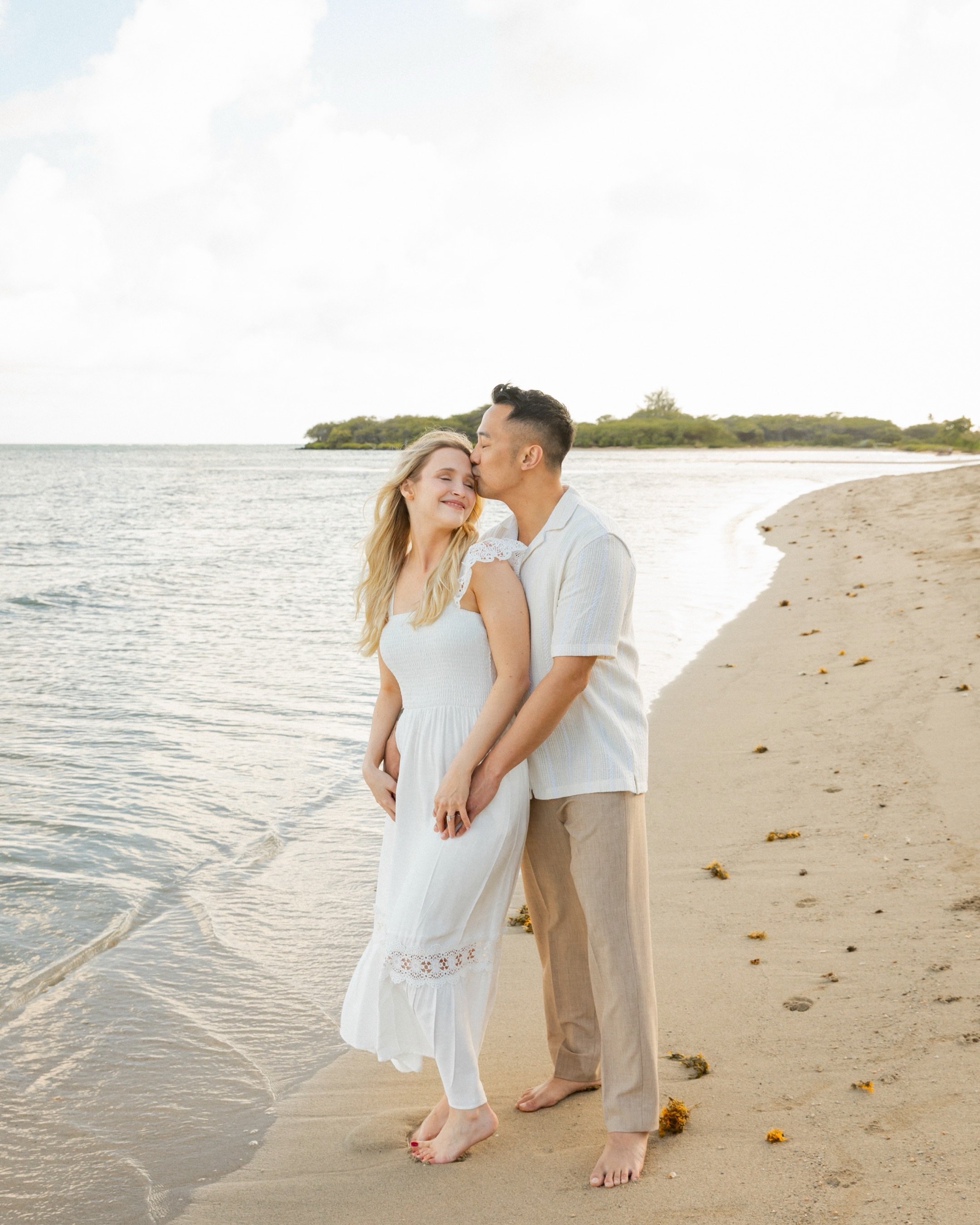 Just published my first blog post on my website! Click the link in my bio to read it 💕✨

#hawaiicouplesphotographer #hawaiifamilyphotographer #oahufamilyphotography #photoshoot #hawaii
