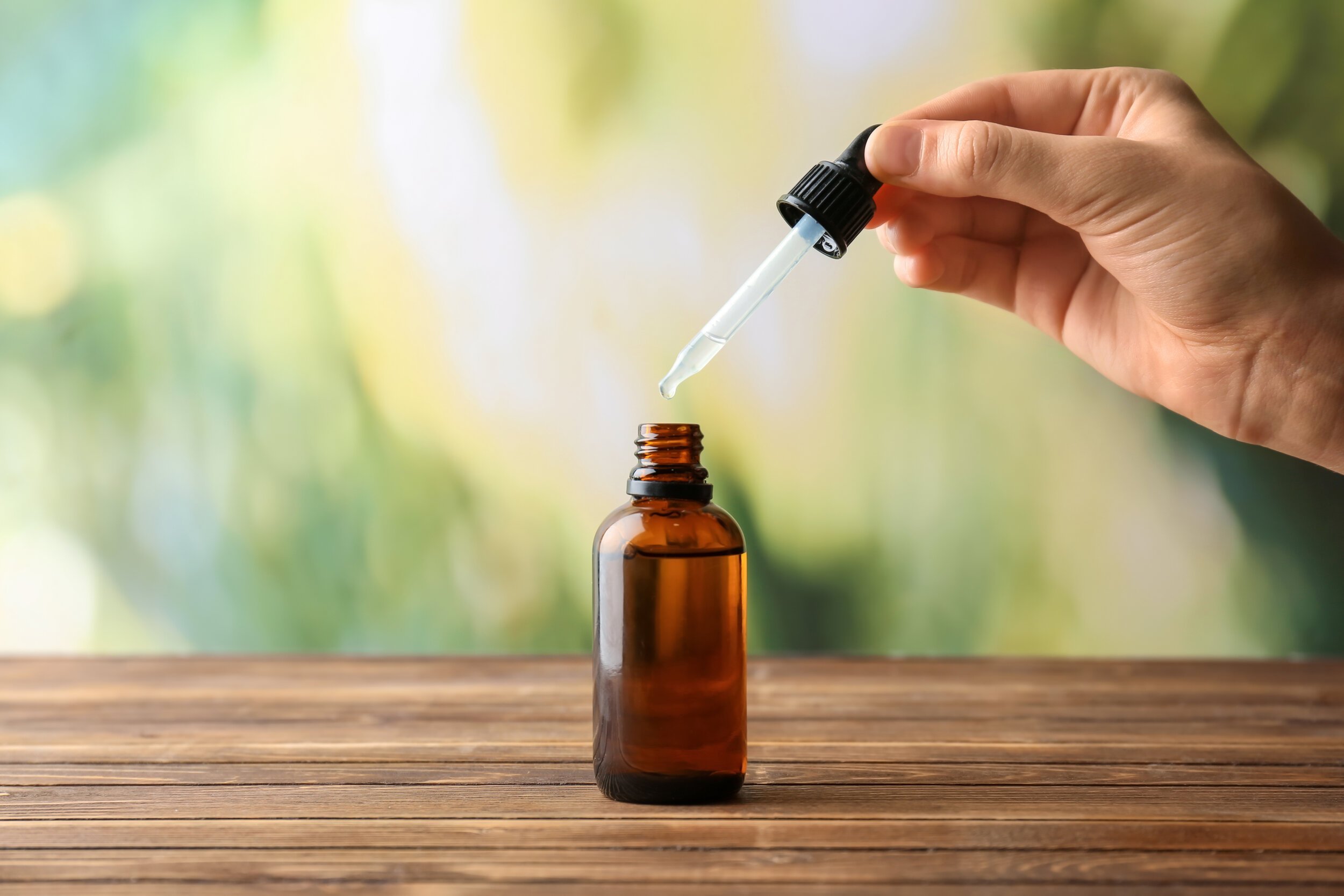Shutterstock+Tincture+Bottle.jpg