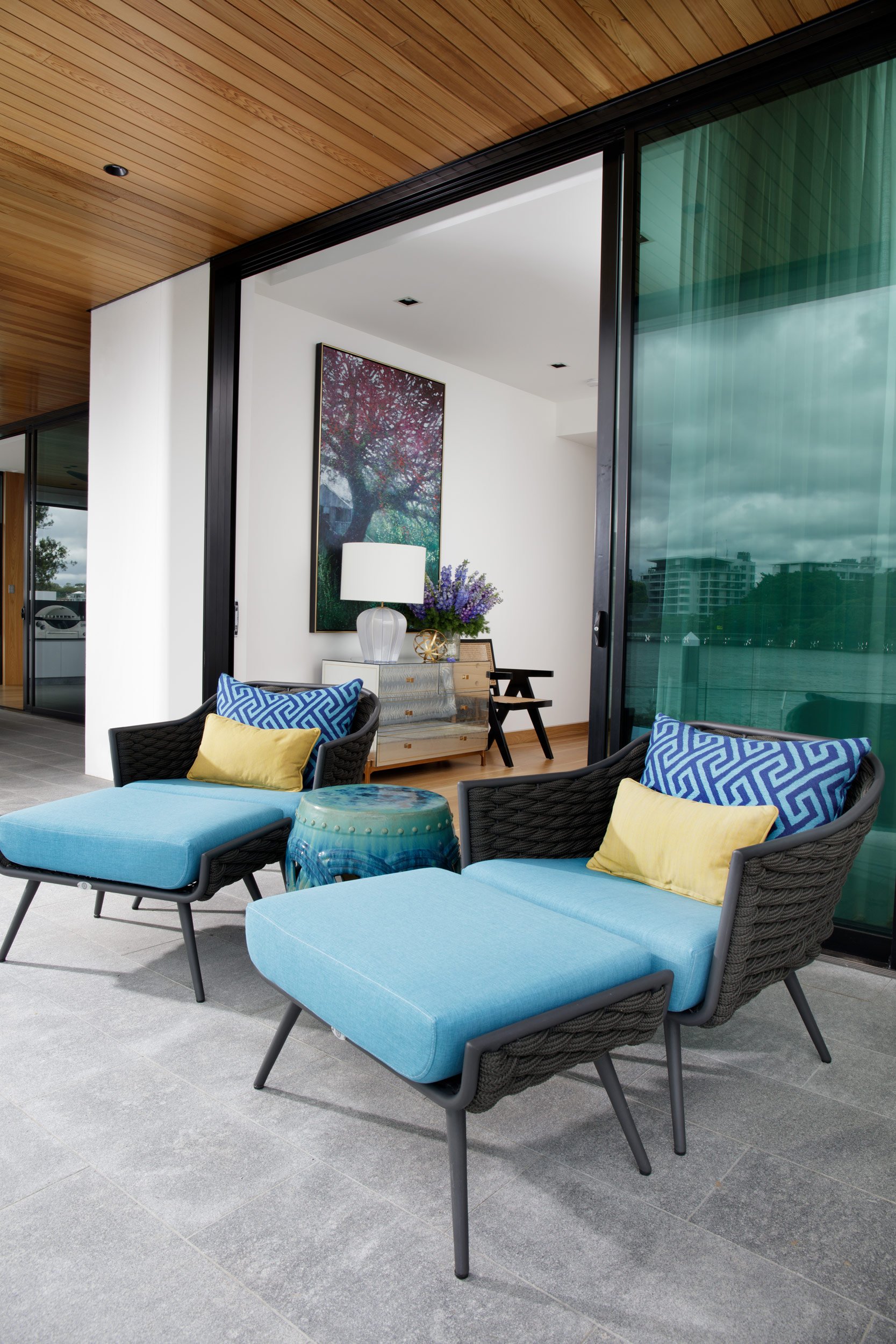 Oliver Mark Interiors Hawthorne Residence Patio Furniture