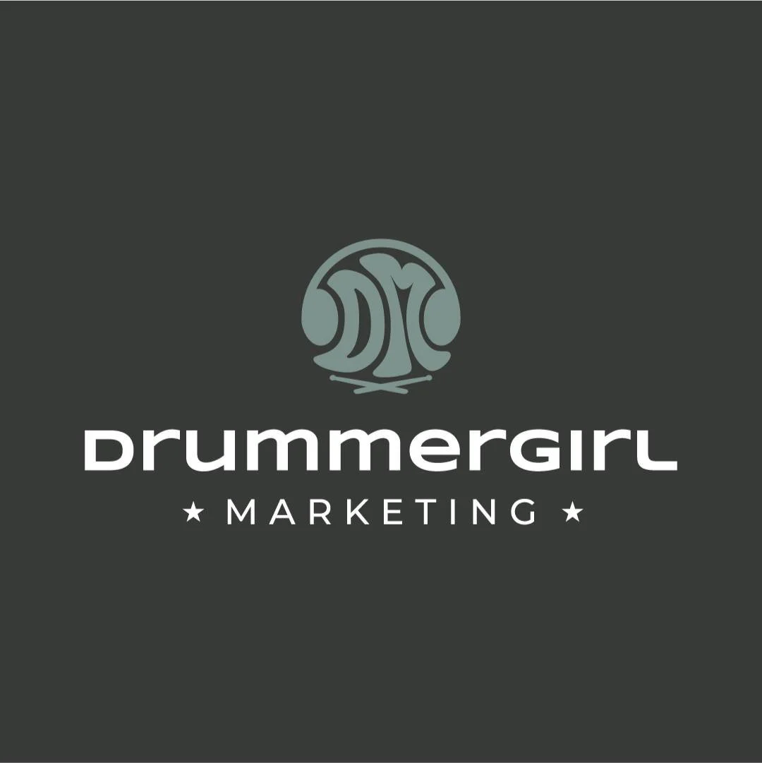 Alecia came to me for professional branding that tapped into her funky, music-loving self. She owns @drummergirlmarketing, a marketing agency that approaches integrated marketing in a holistic way. Alecia combines her analytical mind with her creativ