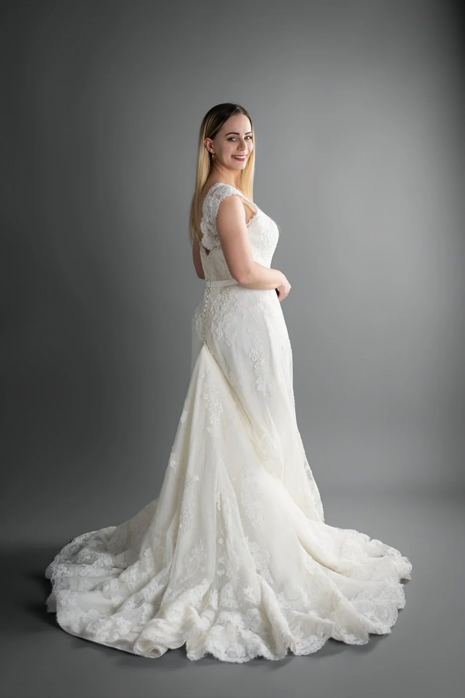 used-wedding-dress-switzerland.jpg