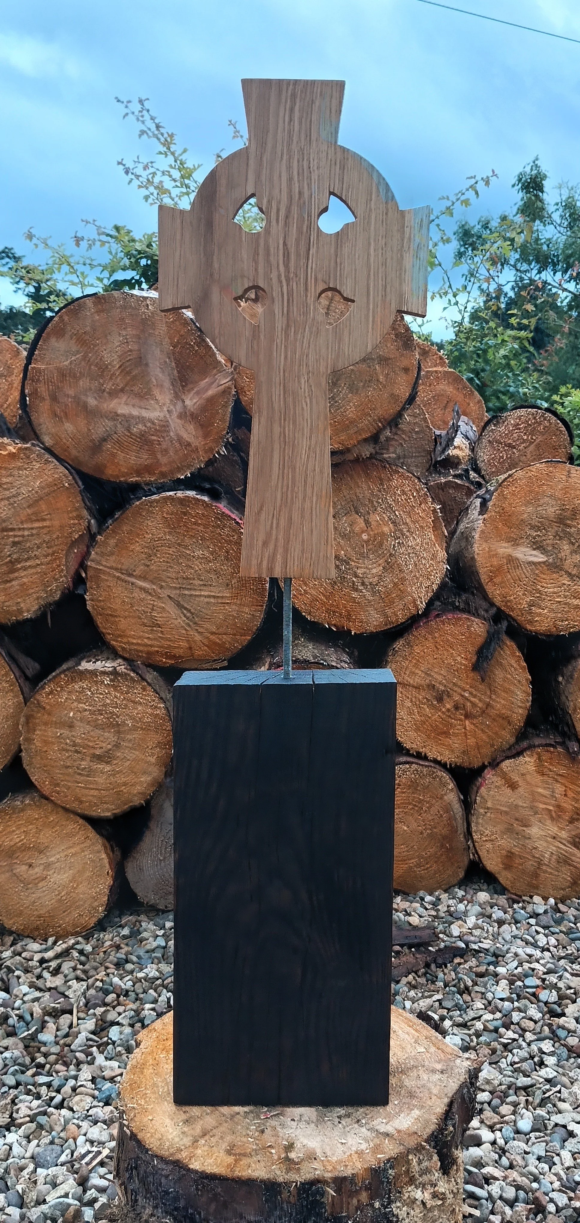 outdoor celtic cross.jpg