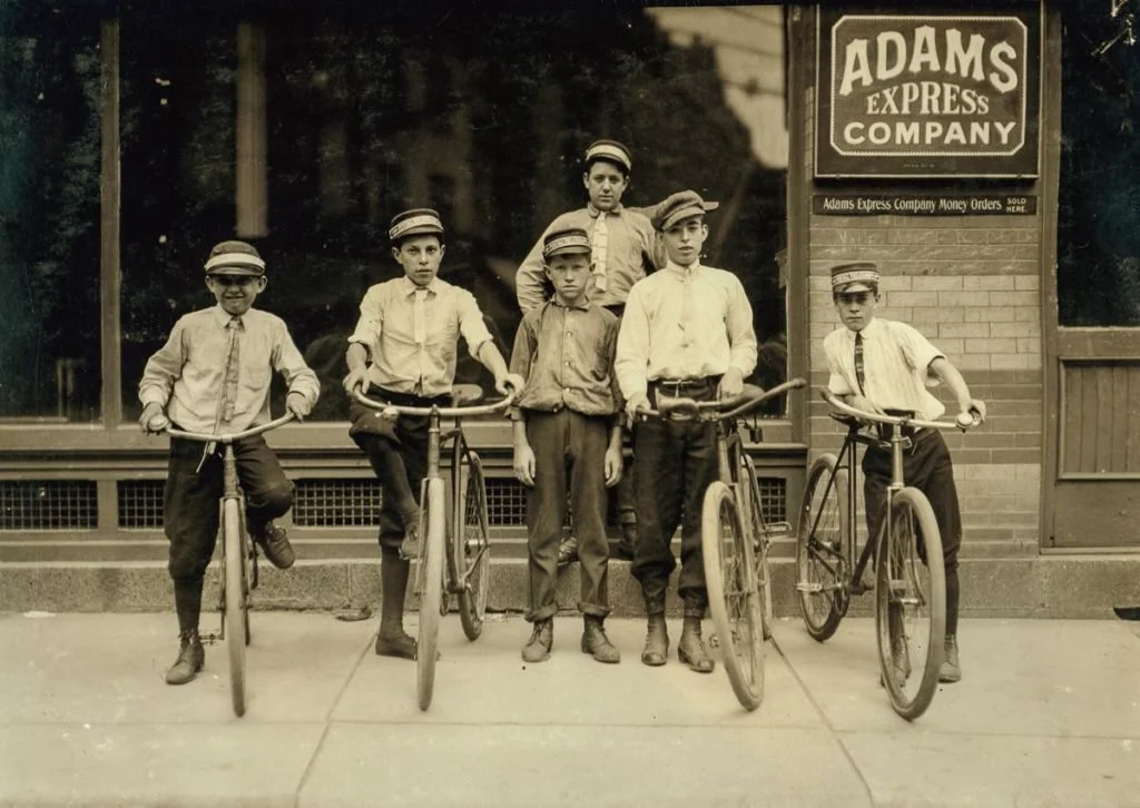 Messenger boys