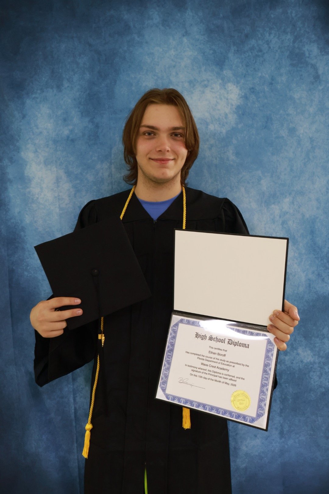 Ethan Boroff 


Diving into a Bright Future! 🤿🏗️

Huge congrats to our 2026 grad attending training for Underwater Welding! From the classroom to the ocean floor, he is proof that Wavecrest students can handle any environment. Good luck beneath the