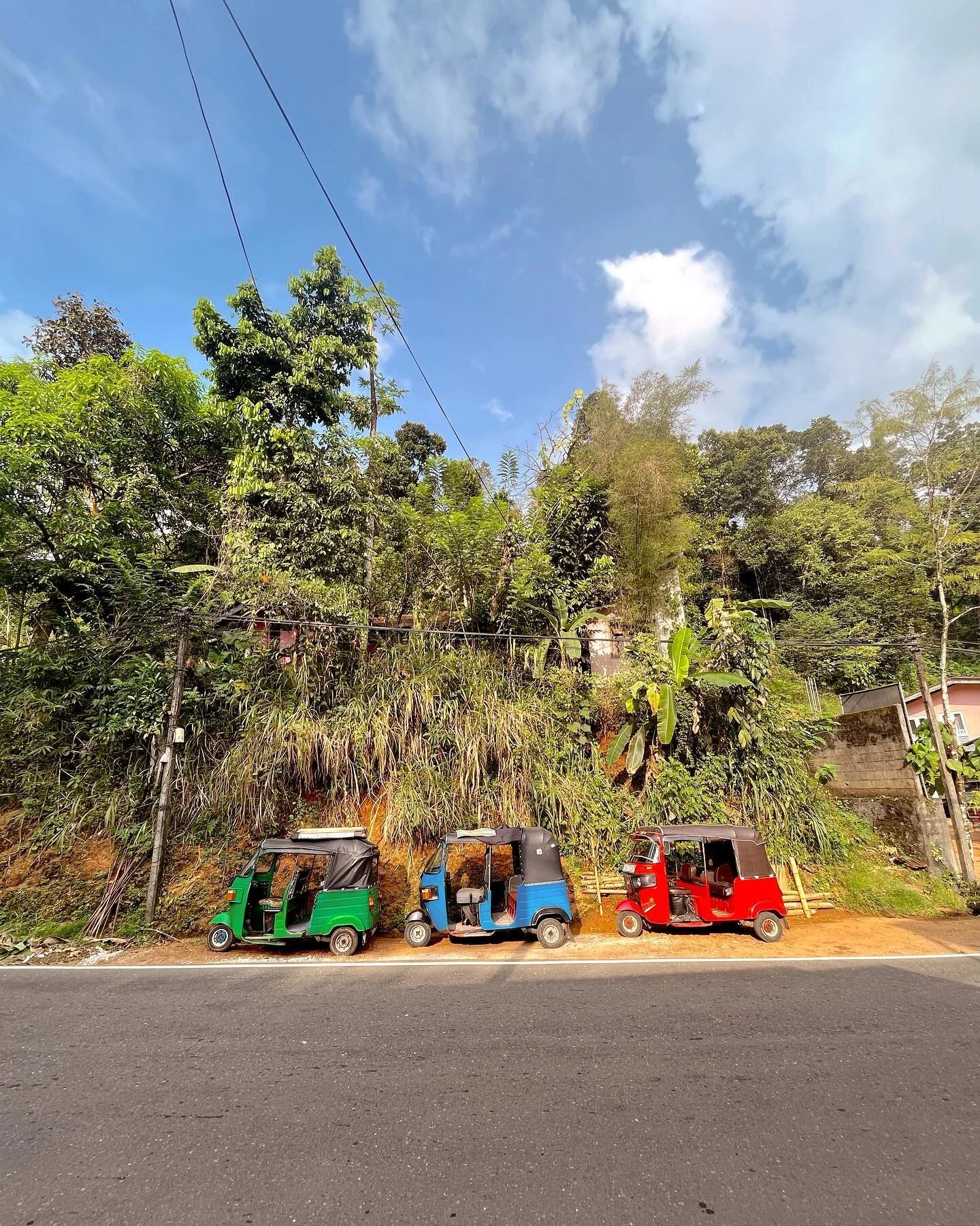 -🚗-
trishore trio &amp; views from lanka
1&bull;4&bull;23
&bull;
&bull;
&bull;
&bull;
#lifestyle #visitsrilanka #kitulgala #srilanka #iginspo #instagraminspo #nature #natureadventure #wanderlust #srilankatravel #landscapephotography