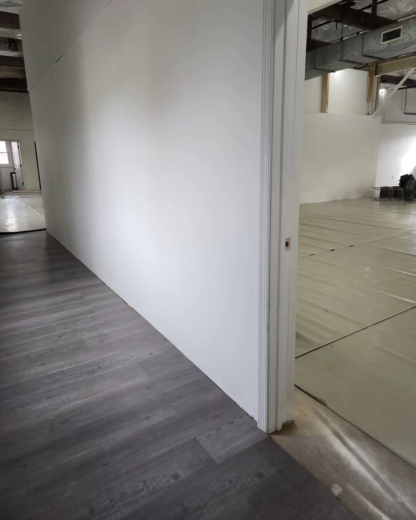 A few more little sneak peeks of the new studio! 

Who's getting excited to see the whole studio?! Comment below with an emoji showing how you feel! 🤩