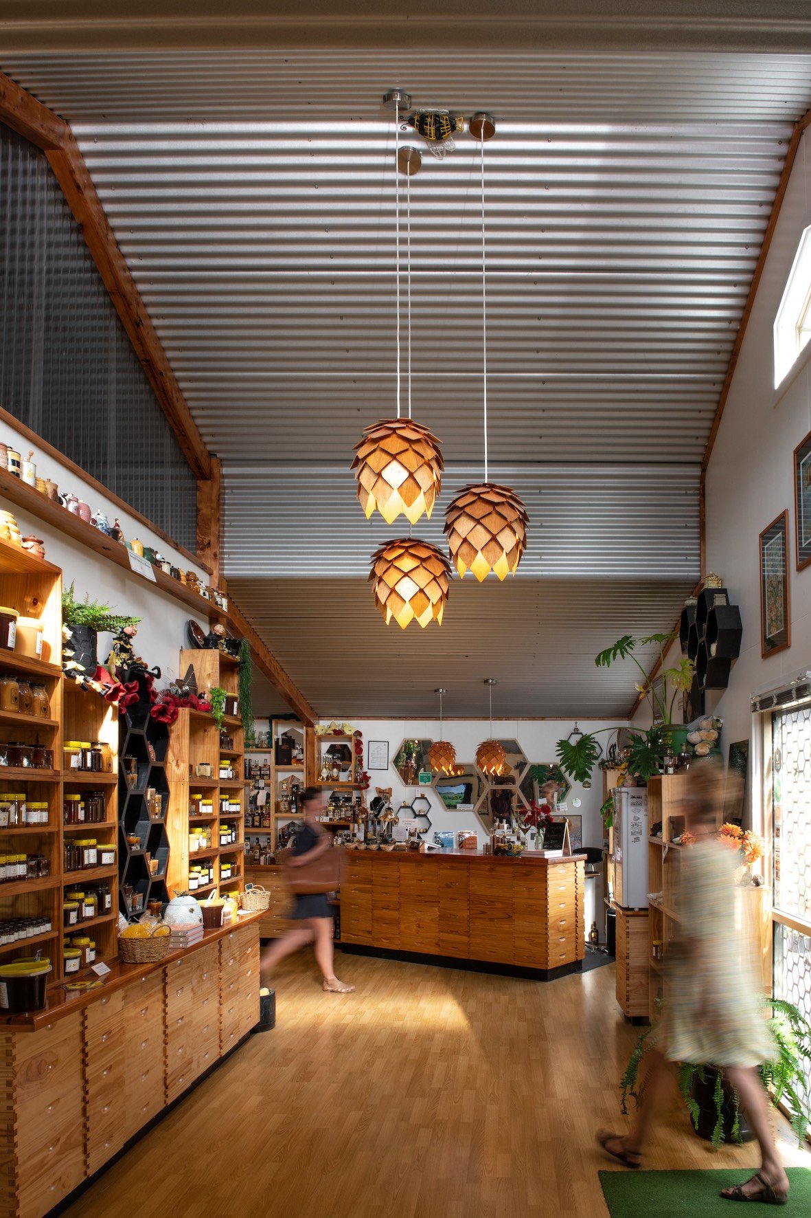 Interior-honey-shop3.jpg