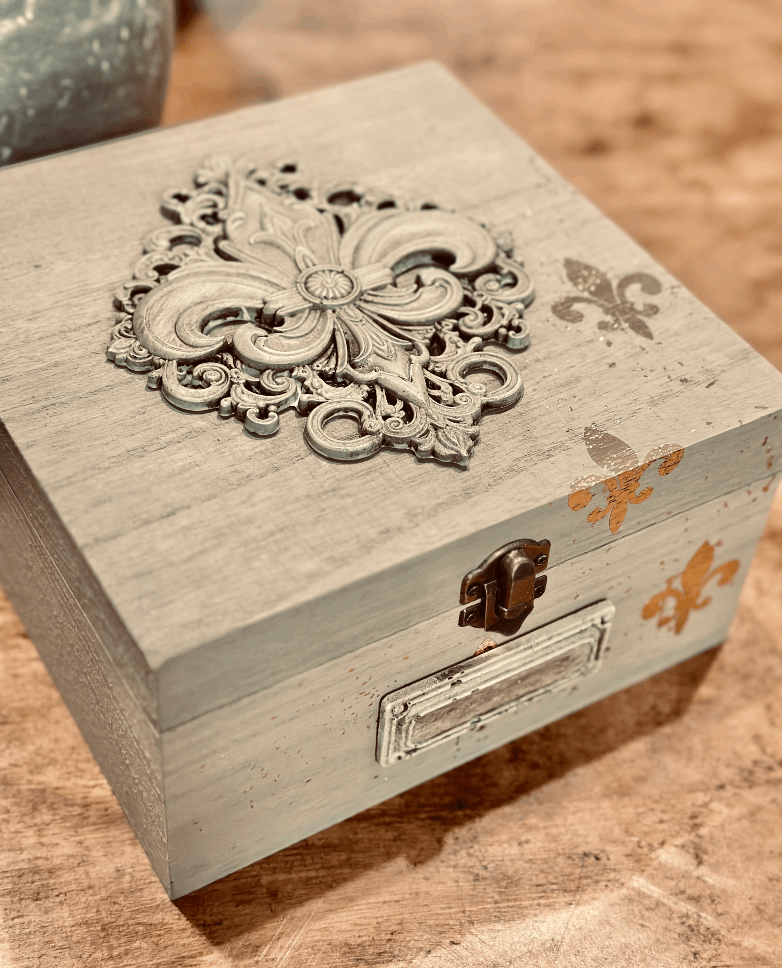Moulds: Make + Take