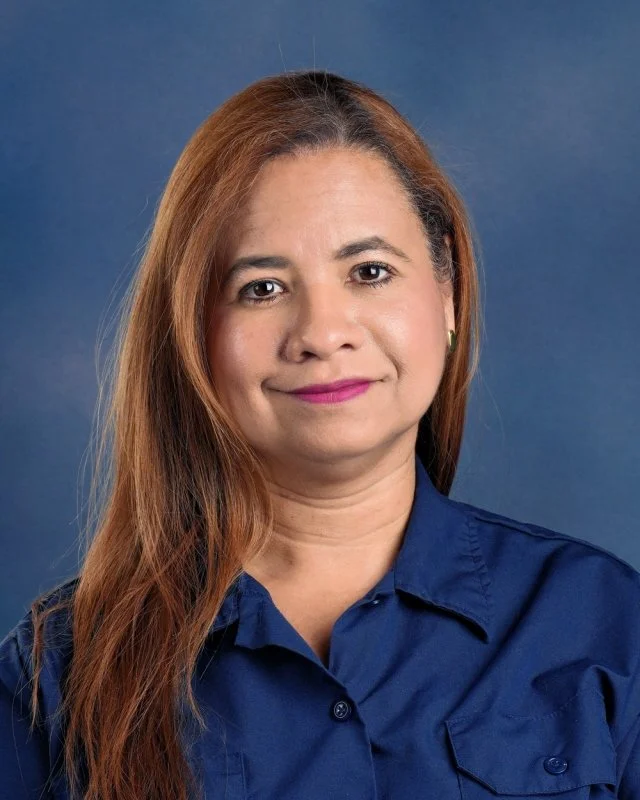 Ms. Cinthia Valle Segarra