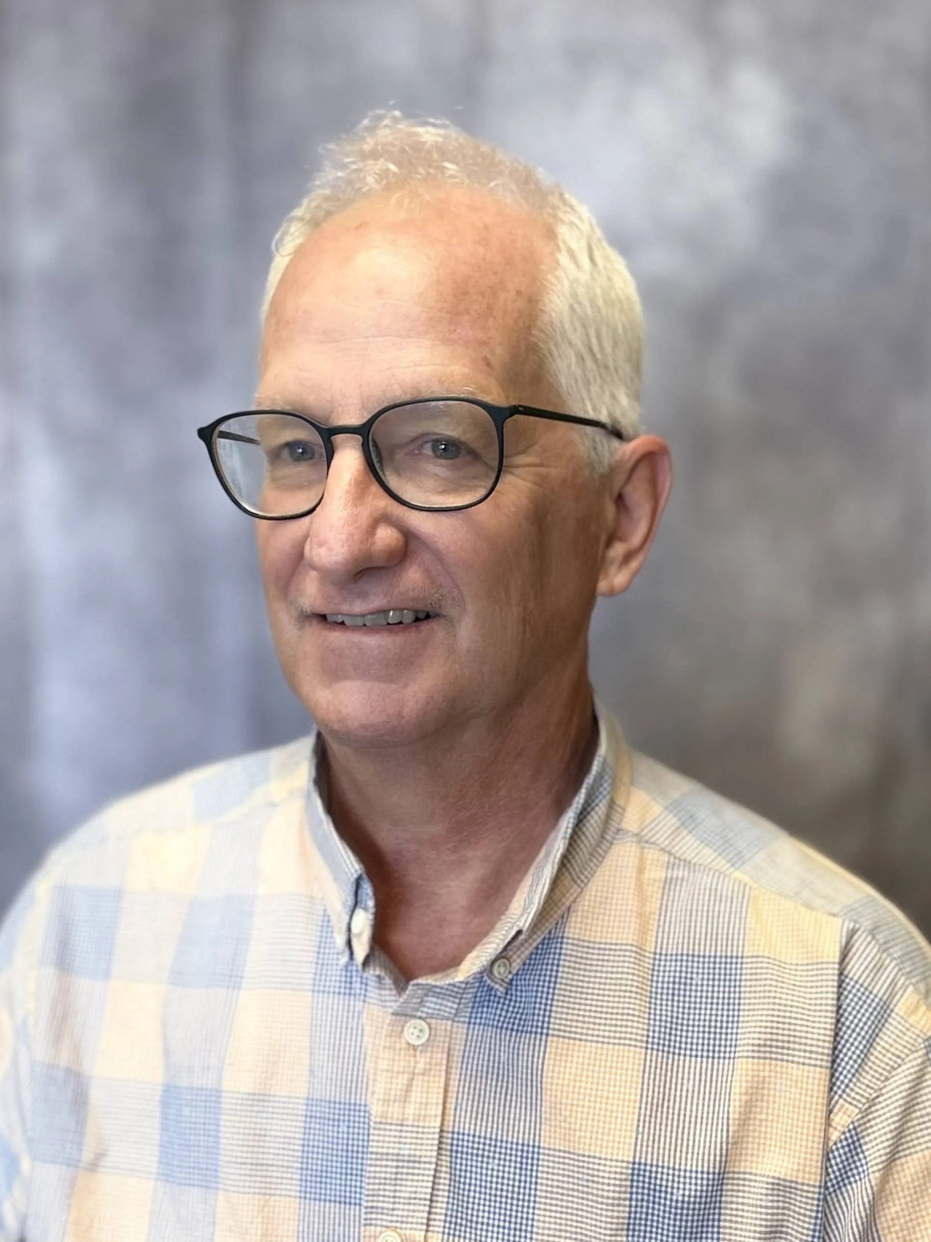 Dr. Thomas McLoughlin