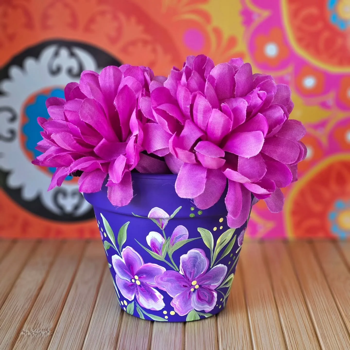 Also heading in to @ommademeetthemaker West Lakes today

#fizzbubbleartanddesign #art #artist #paintedpot #handpainted #adelaide #southaustralia