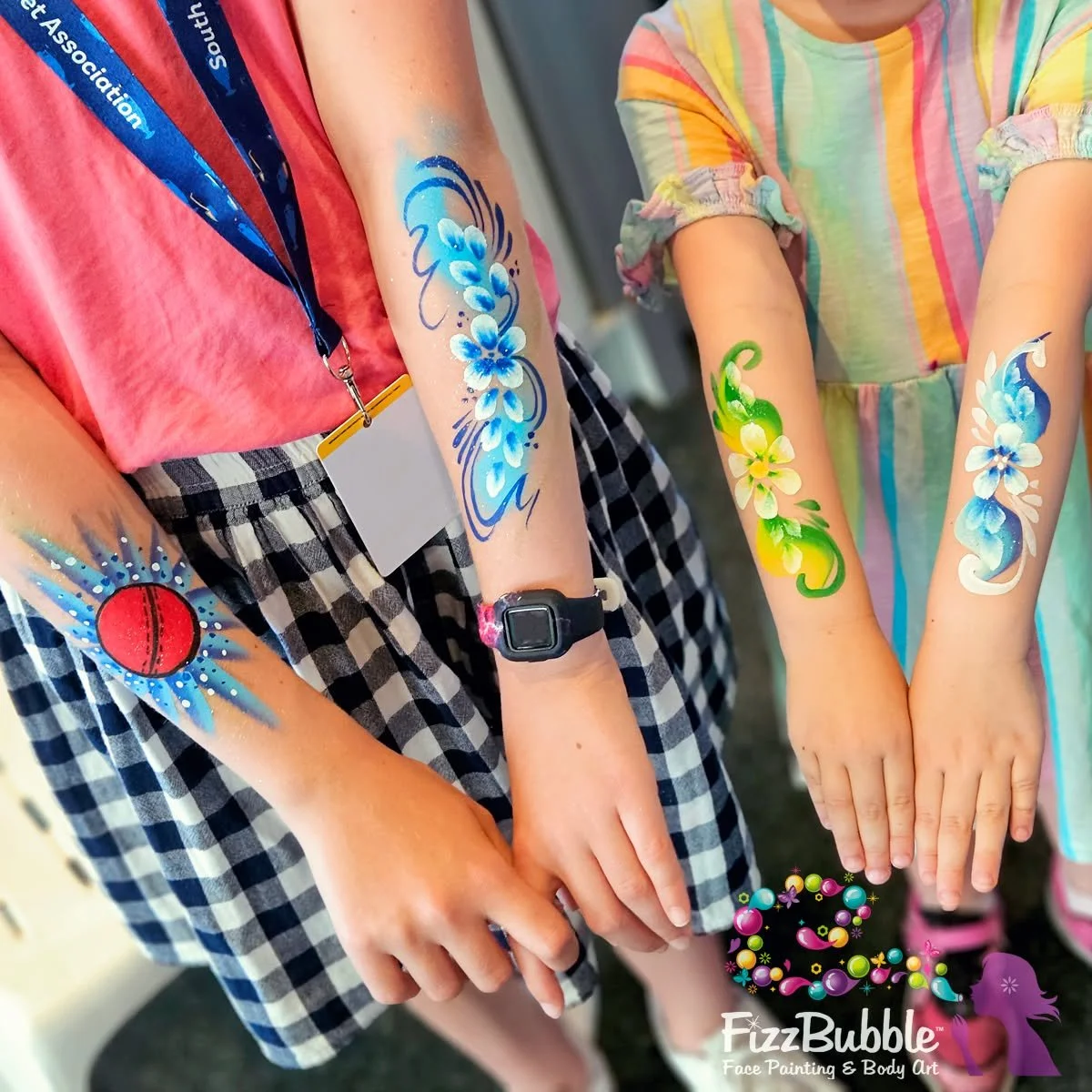 Day 2 of the Ashes Test Series at @adelaideoval was a hot one but everything was cool painting in the @strikersbbl Kids Zone in the Bill Cossey Pavillion at the Tennis Centre (accessible through the Members area)

(photo of 2 girls showing their arm 