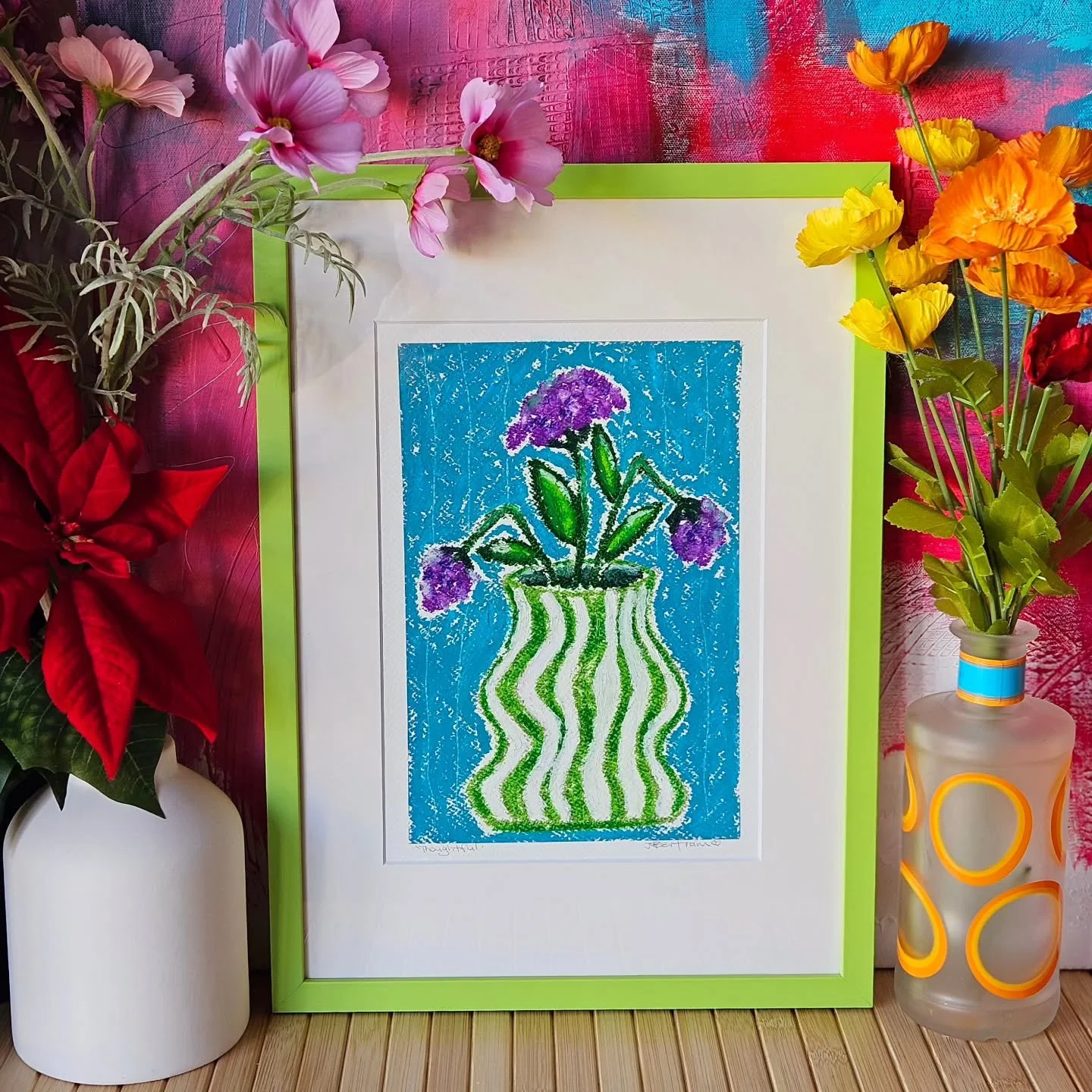 I feel like these new coloured frames from @upinframessa have been made just for my art 😜

Are you a colour lover like me?

'Thoughtful' looks perfect in this bright green frame 😍

Oil pastel on 300gsm cotton rag paper
A4 in A3 matt and frame

#fiz