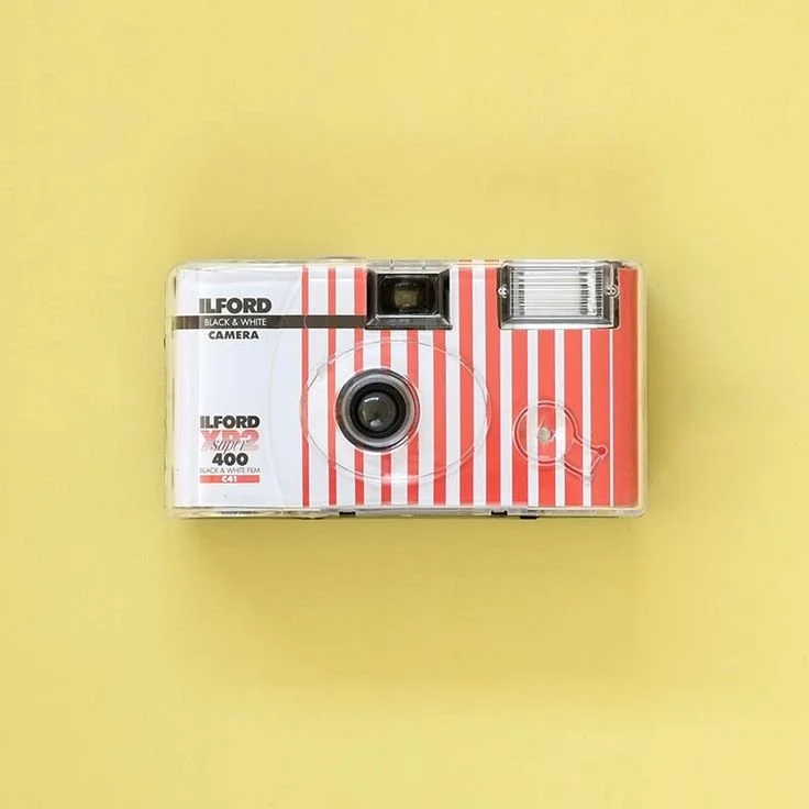 Cámaras desechables con flash.jpeg