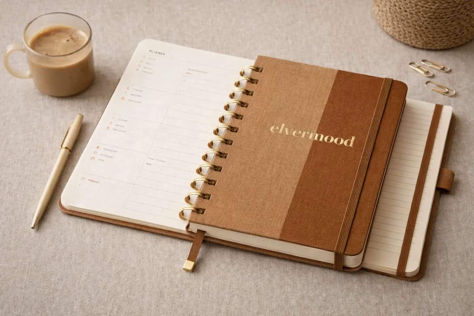 Agendas-personalizadas-para-empresas-combinadas-con-cuaderno.jpg