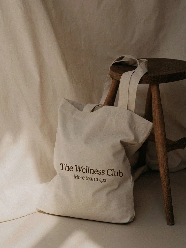 Carry the brand.

A tote bag can be just a tote bag - or it can become the centerpiece of your brand. Let&rsquo;s turn your idea into reality.