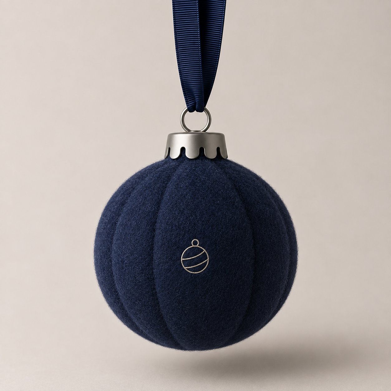 Bolas de Navidad personalizadas con otros materiales versátiles FIELTRO .png