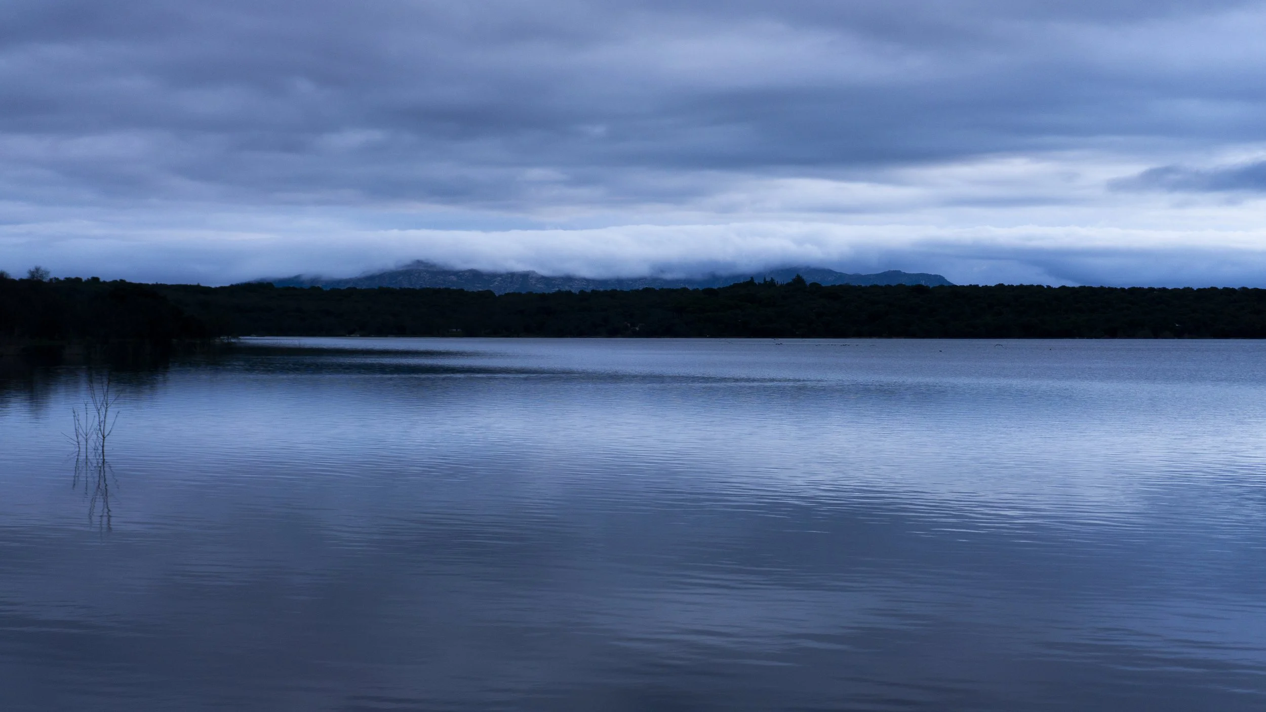 embalse-de-valmayor-el-deshielo
