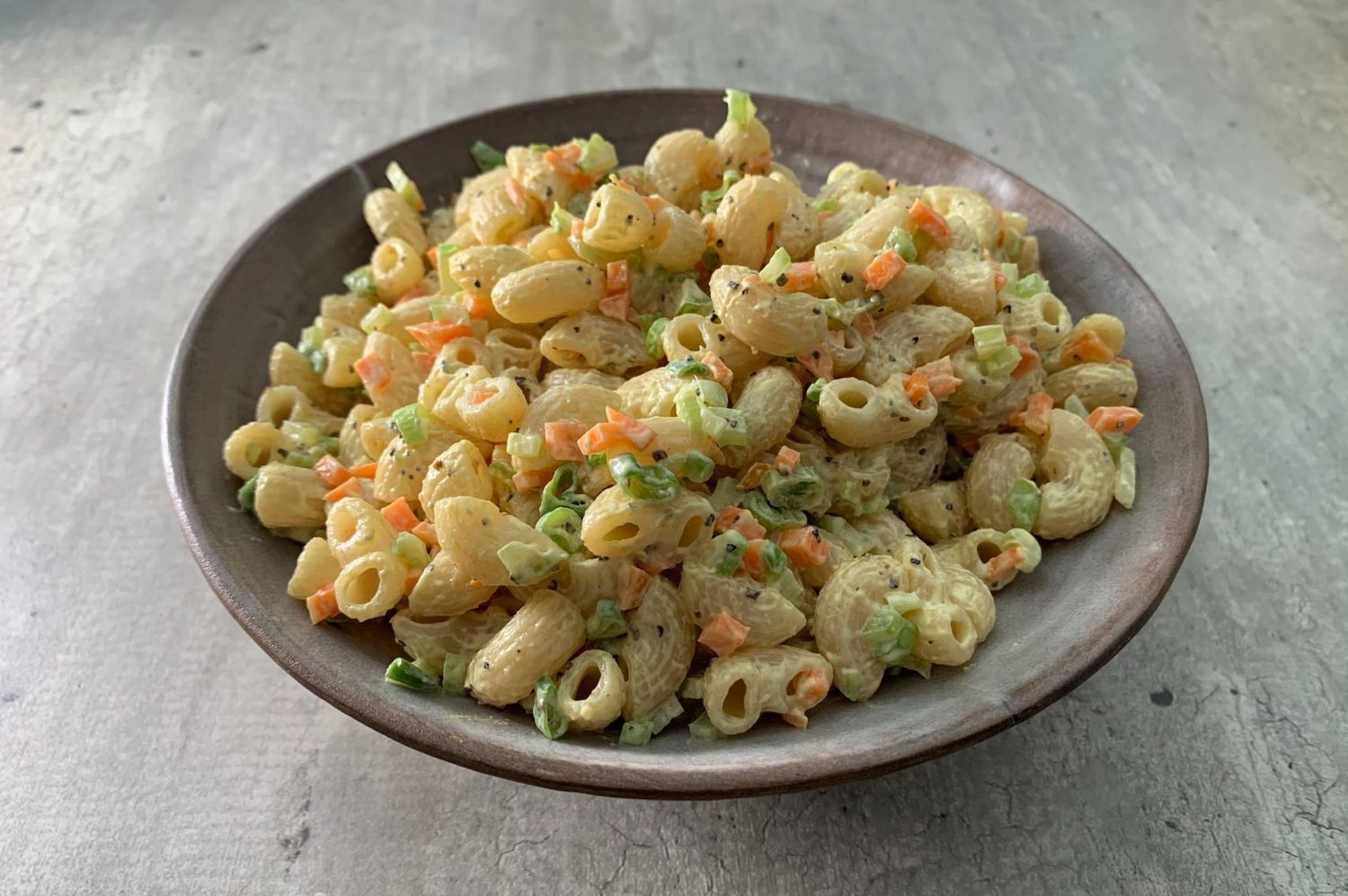 Classic Creamy Macaroni Salad