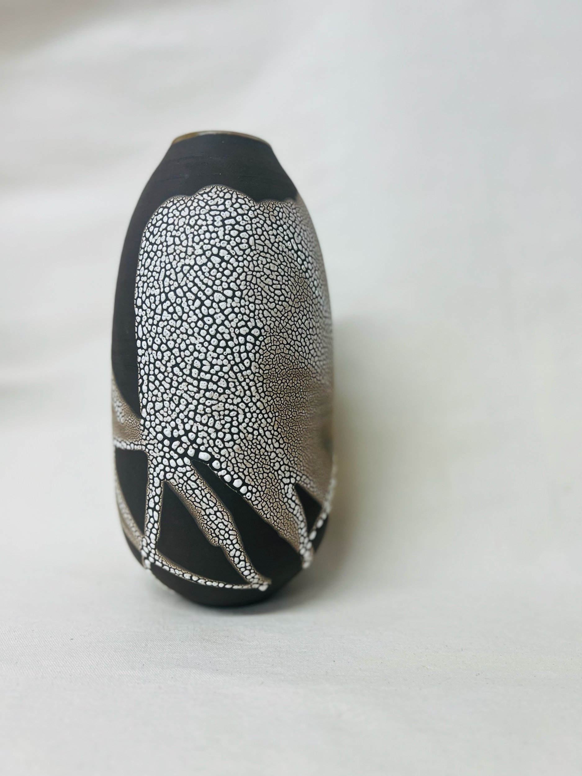 Large, handmade ceramic vase made with black stoneware. Made in Scotland. Handmade rustic stoneware vase made in Glasgow. Home decor inspired by nature. unique handmade vases. Handmade gifts.