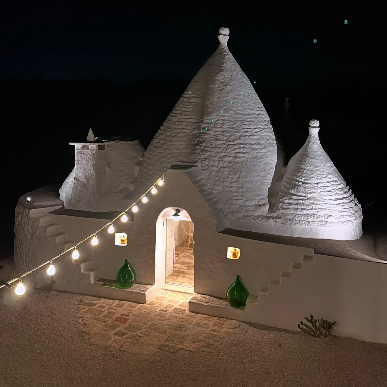 Under the stars ✨💫
.
.
.
#holiday #travel #vacation #summer #love #nature #instagood #travelgram #photography #trullo #photooftheday #travelphotography #trip #instatravel #sea #traveling #travelling #picoftheday #beautiful #holidays #wanderlust #sun