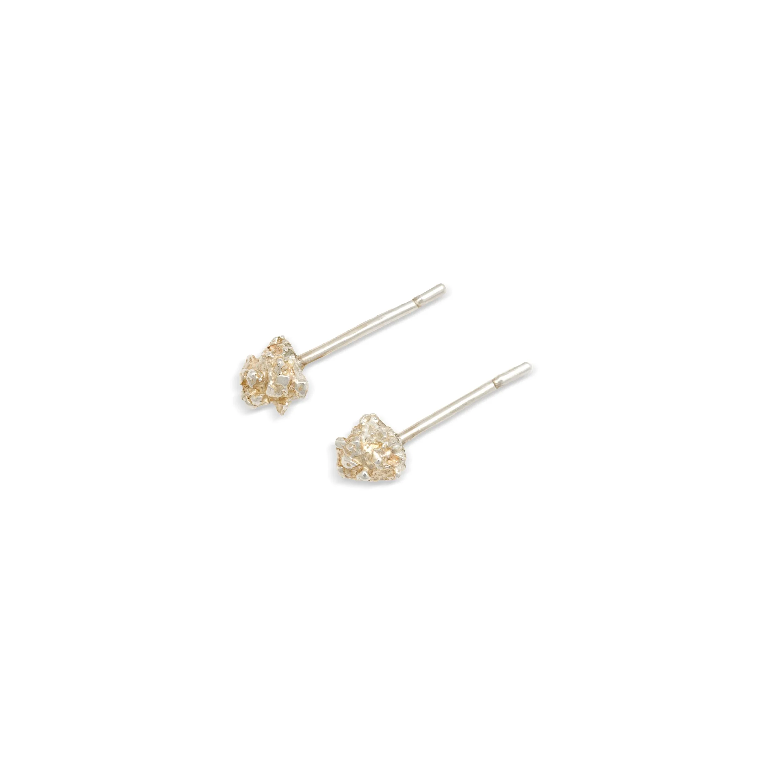 Pyra Studs