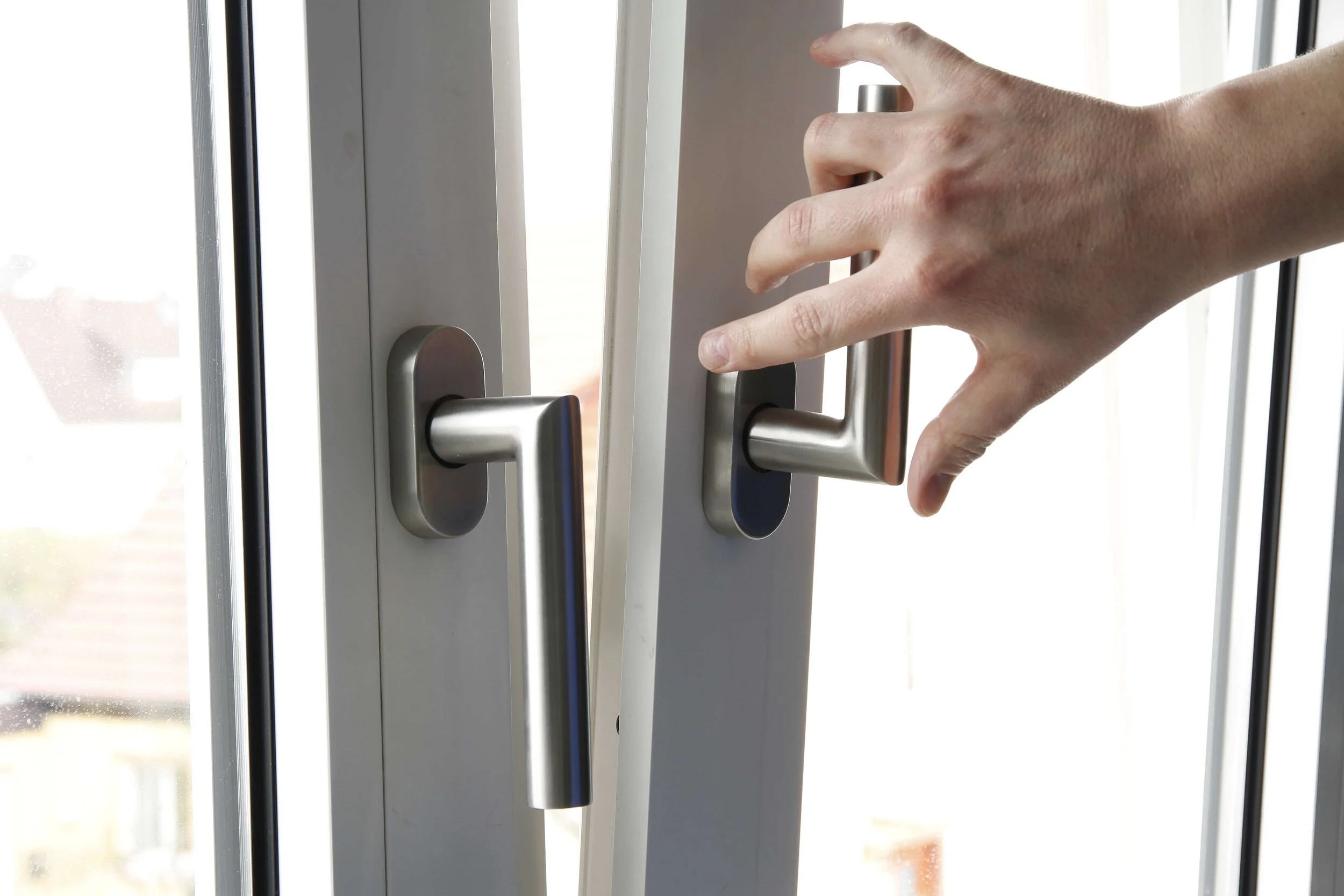 European Window Guide Part 1: German Tilt and Turn Windows — Bauwerk ...