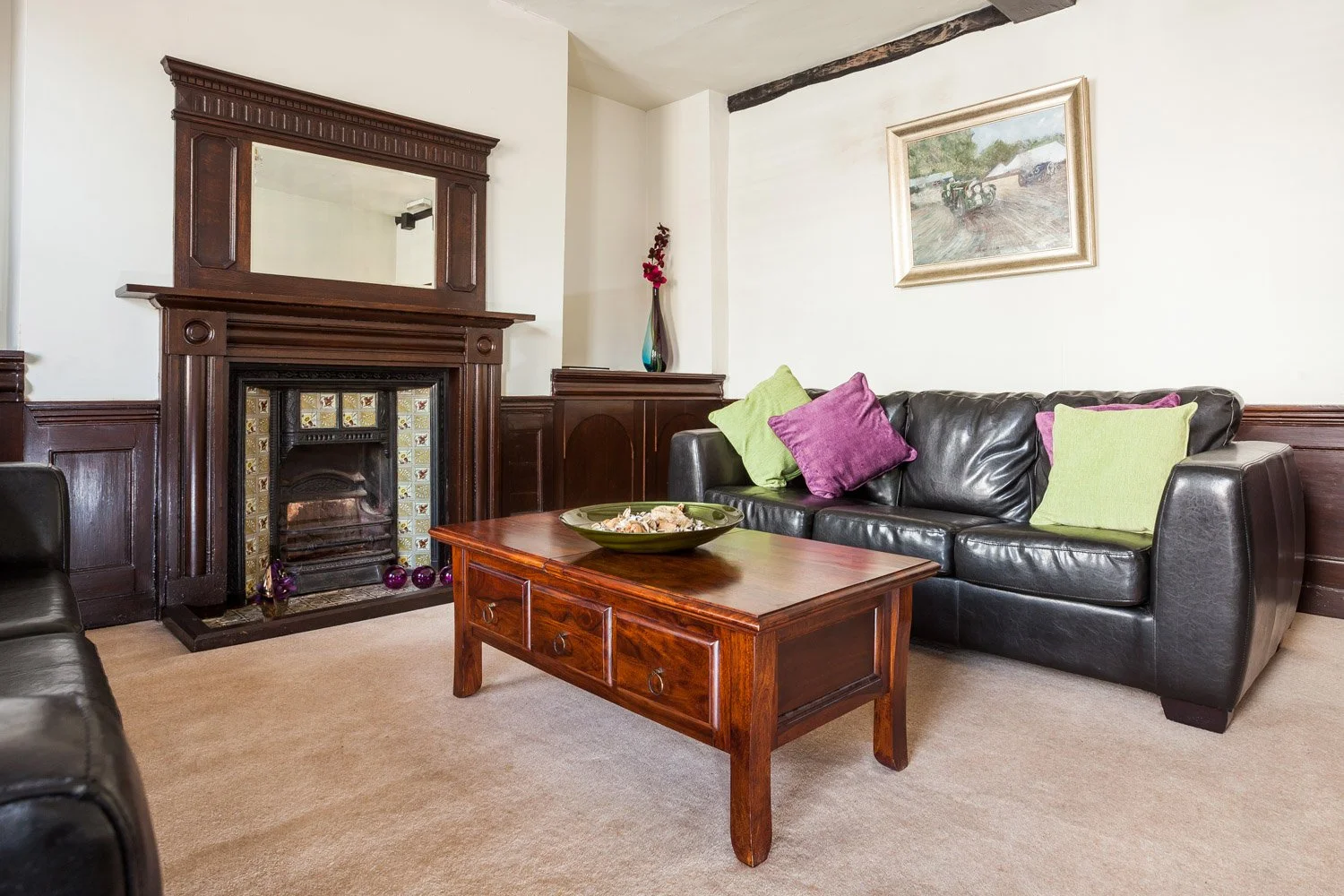 05-suffolk-real-estate-living-room.jpg