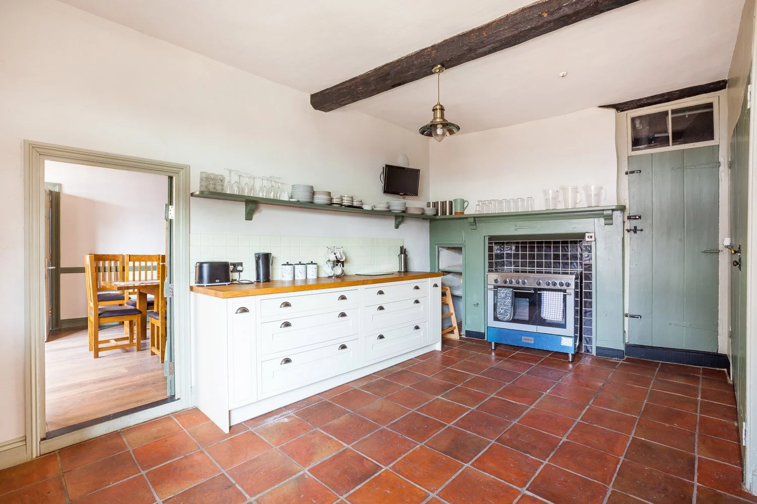 11-felixstowe-property-kitchen-interior.jpg