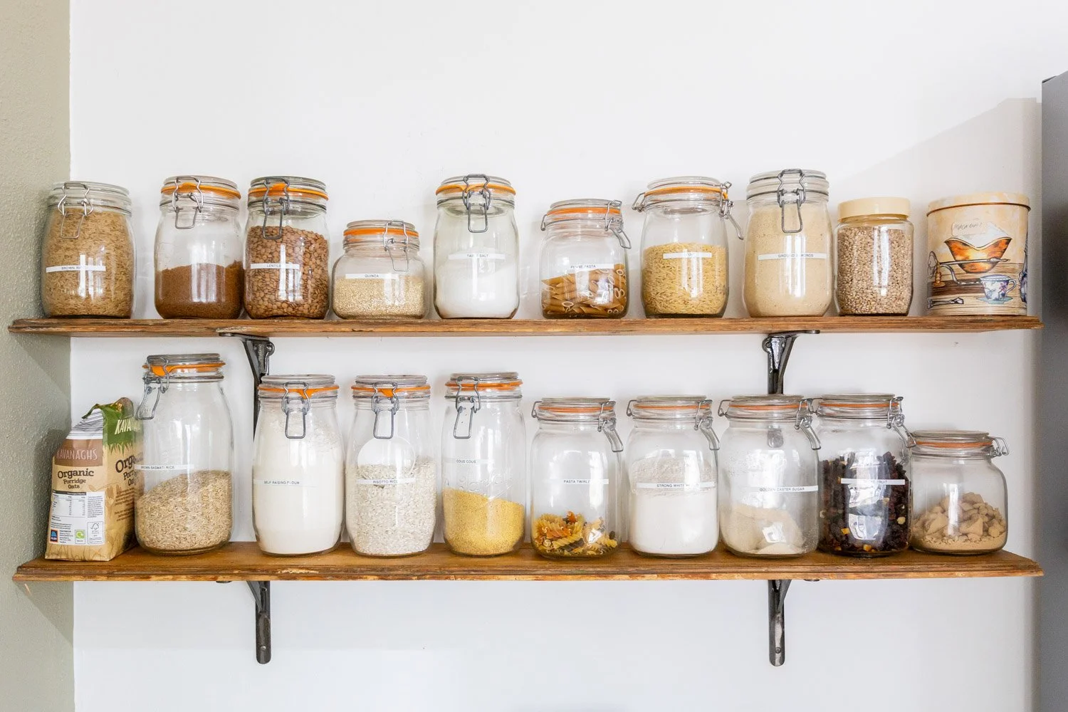 32-kitchen-detail-food-jars-suffolk.jpg