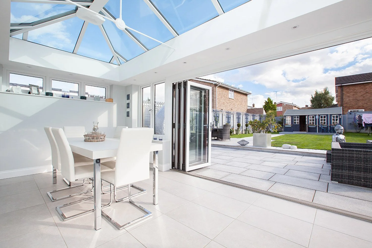 01-felixstowe-real-estate-conservatory.jpg