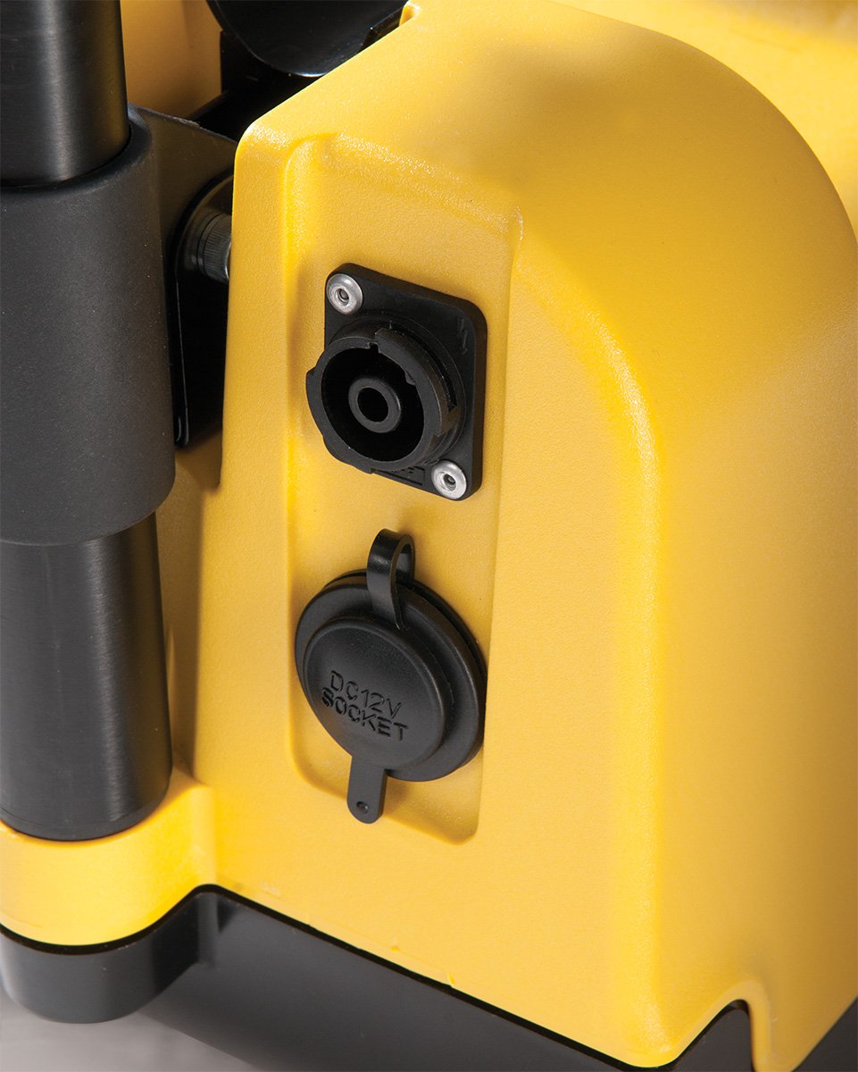 pelican-portable-12v-led-spot-light-spotlight.jpeg