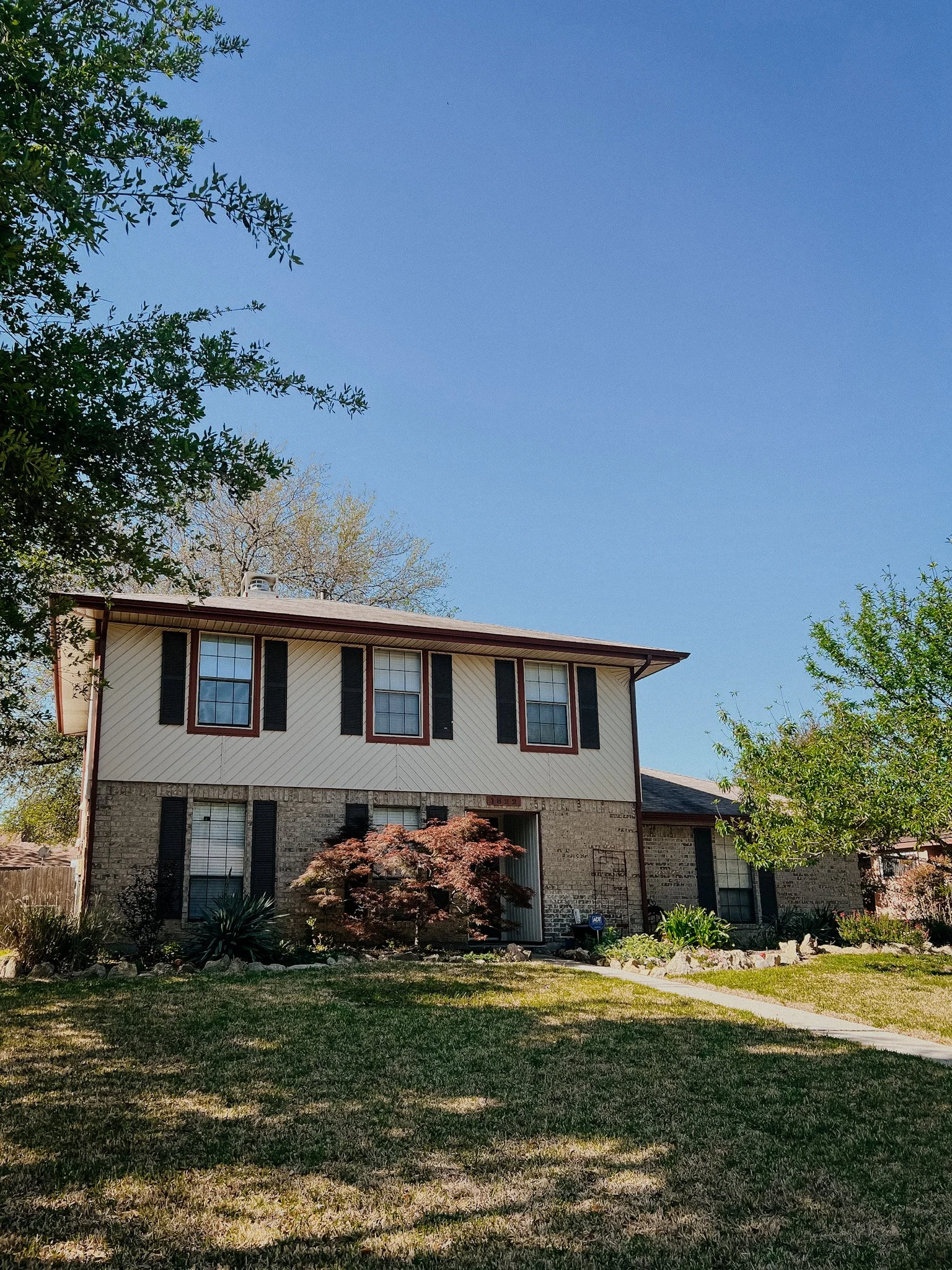 Discovering Lewisville's Gems: 3 Neighborhoods You Can't Miss!