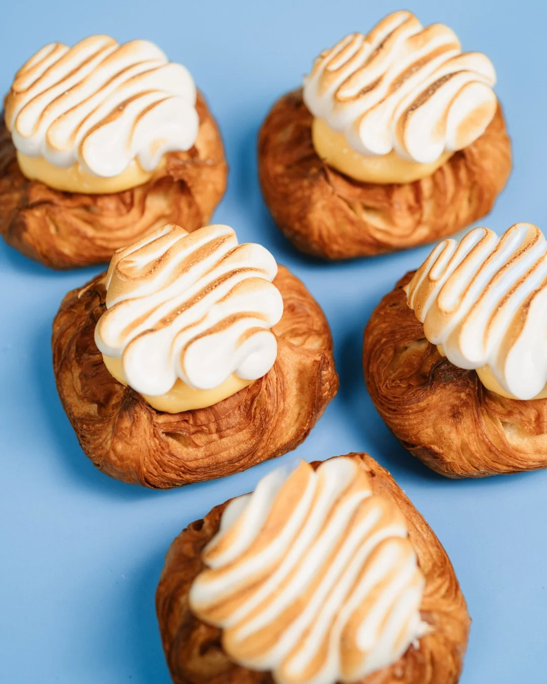 Your next meeting just got a whole lot better 👀 For the boardroom, the birthday, the baby shower, the "we just closed the deal", the "it's someone's last day", the "honestly we just needed an excuse" 🥐⁠
⁠
Sweet packs, 