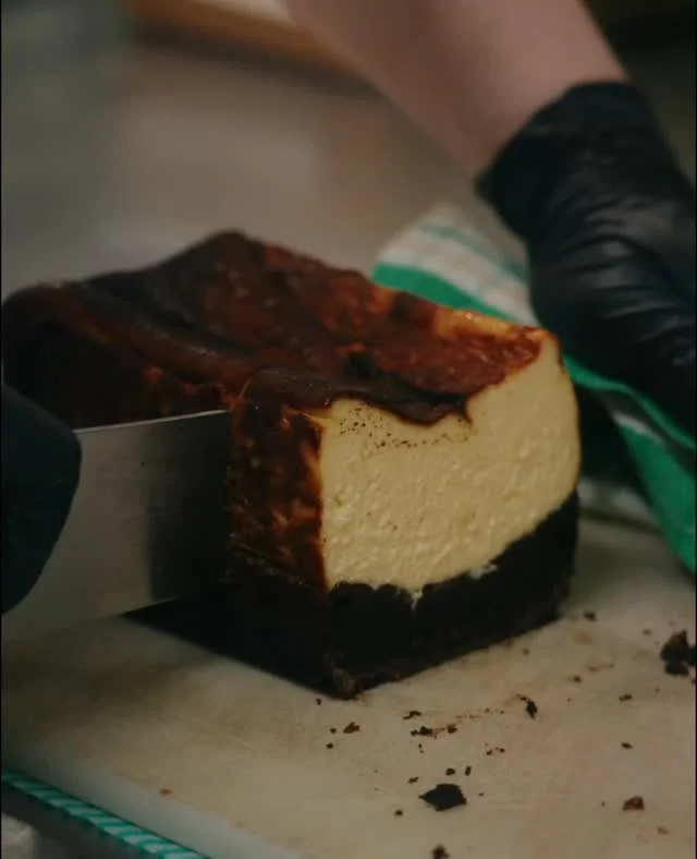 Nothing pairs better with cooler weather than a brownie...except maybe a  vanilla brownie cheesecake 🍫 ⁠
⁠
Our Brownie Vanilla Basque Cheesecake: creamy vanilla basque, fudgy brownie base. It's nearing the end of season though so duck in and grab a 