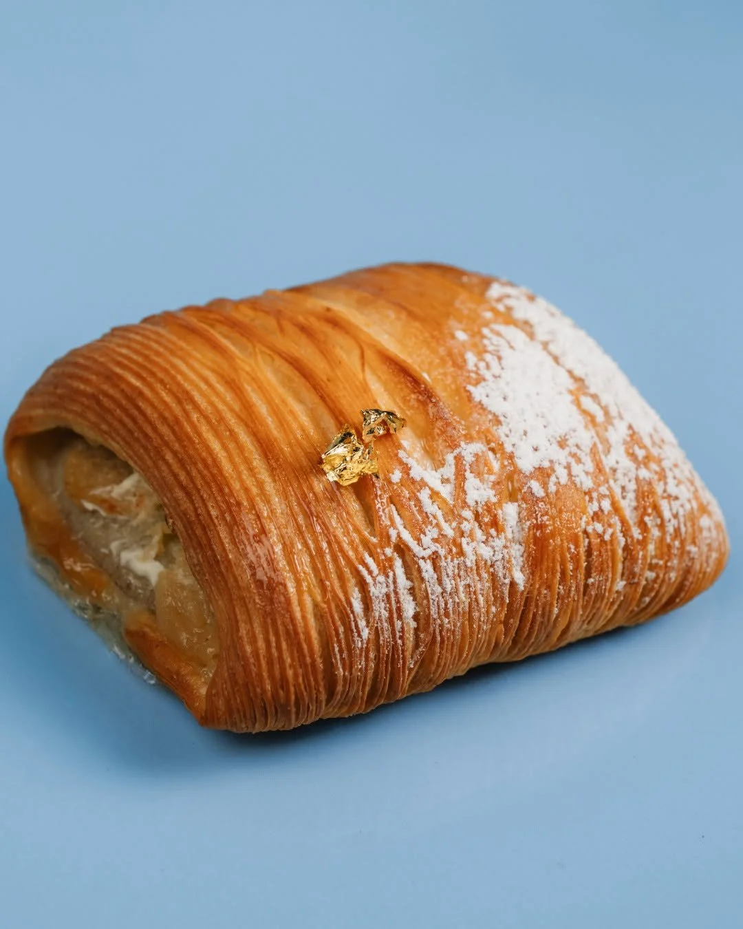 Banana Chai Pain Suisse