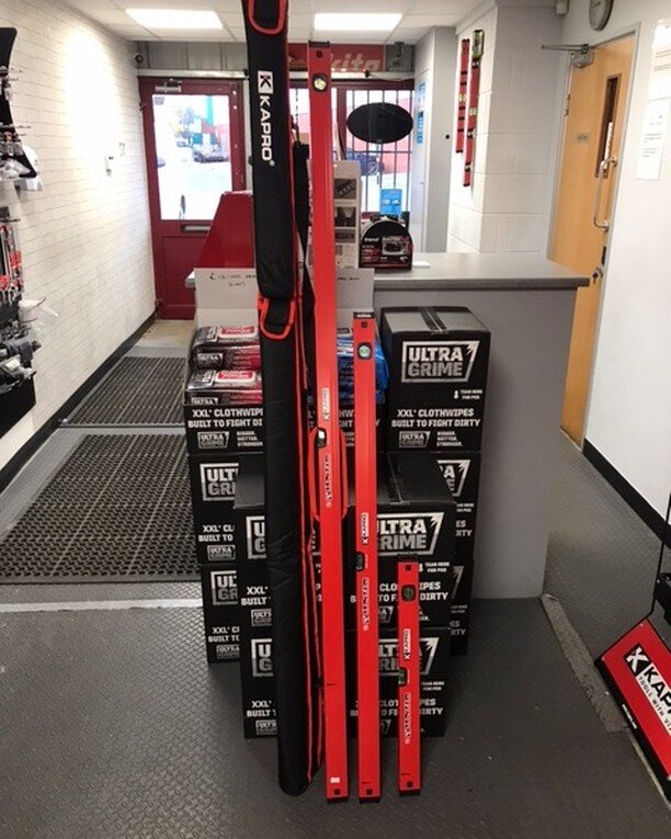KAPRO TRADE LEVEL SET ...... 1800mm , 1200mm , 600mm &amp; Bag @ &pound;99-00 plus vat .. While stock lasts !